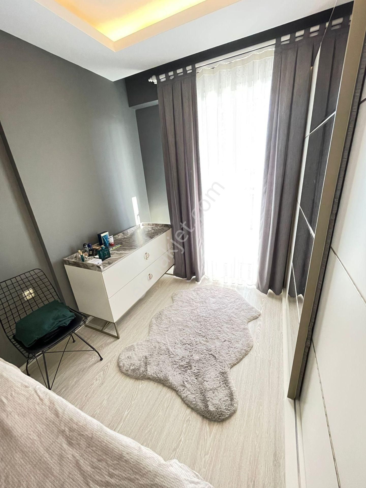 Hazar Gayrimenkul'den İsabeylide Amerikan Koleji Altında İçi Full Yapılı 2+1 Daire - Görsel 16