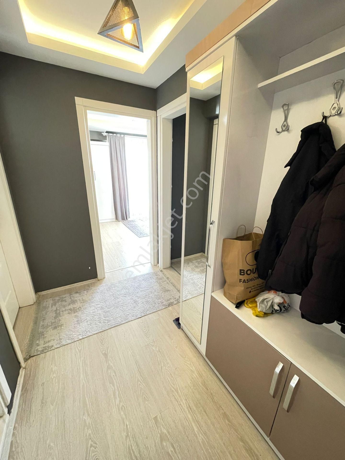 Hazar Gayrimenkul'den İsabeylide Amerikan Koleji Altında İçi Full Yapılı 2+1 Daire - Görsel 23