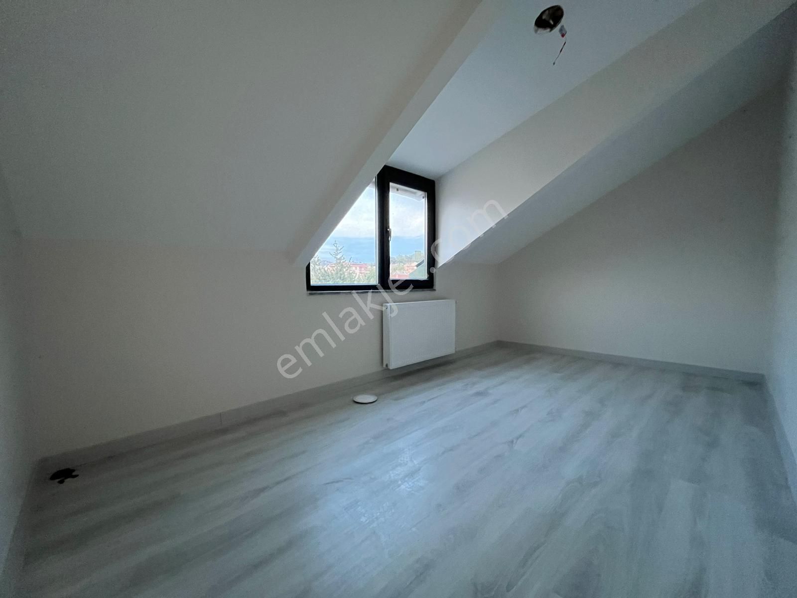 Büyükçekmece Celaliye Mahallesinde Full Deniz Manzaralı 5+2 Dubleks - Görsel 24