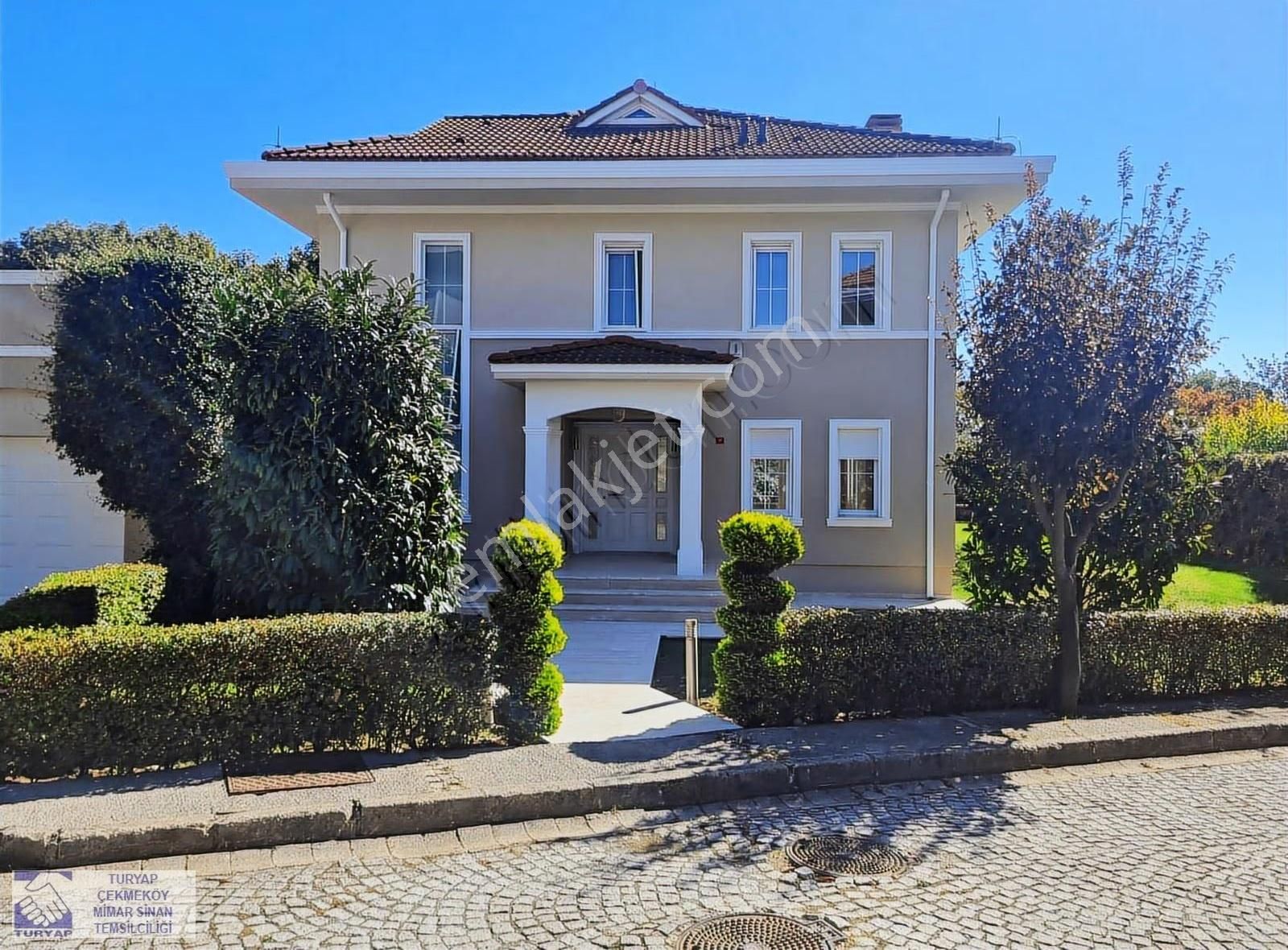 Mahir'den Turkuaz Konakları Çekmeköy Satılık Müstakil Villa