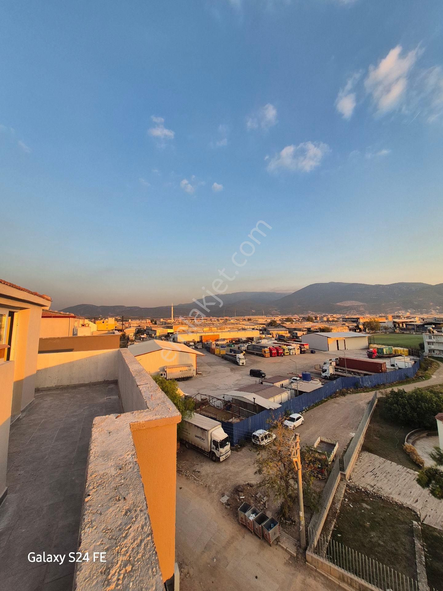 Bornova Doğanlar Da 3+1 Kiralık Lüks Daire - Görsel 10