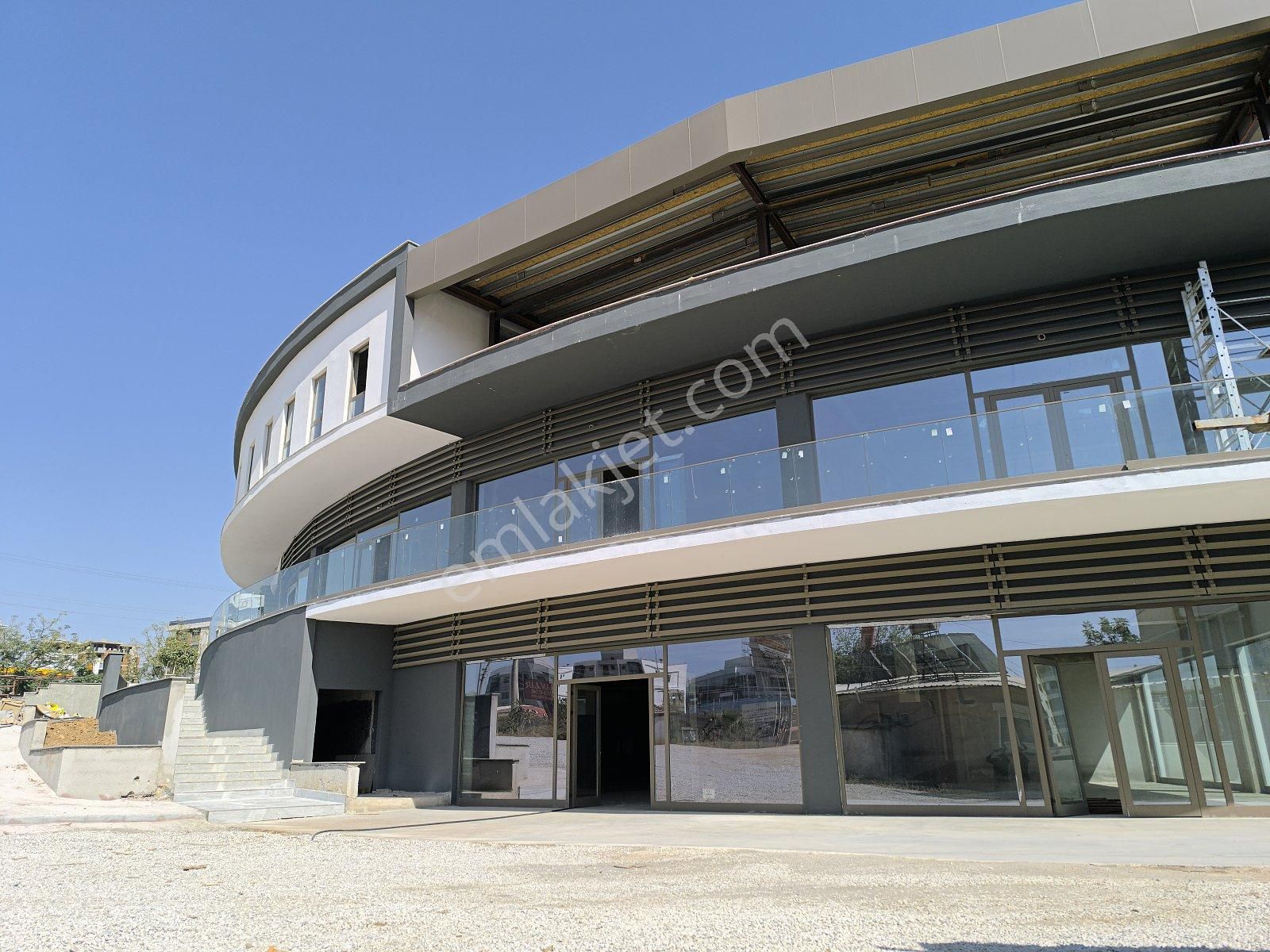 Antalya, Altıntaş Viva Defne’de 1085 M Kiralık Dükkan - Görsel 6