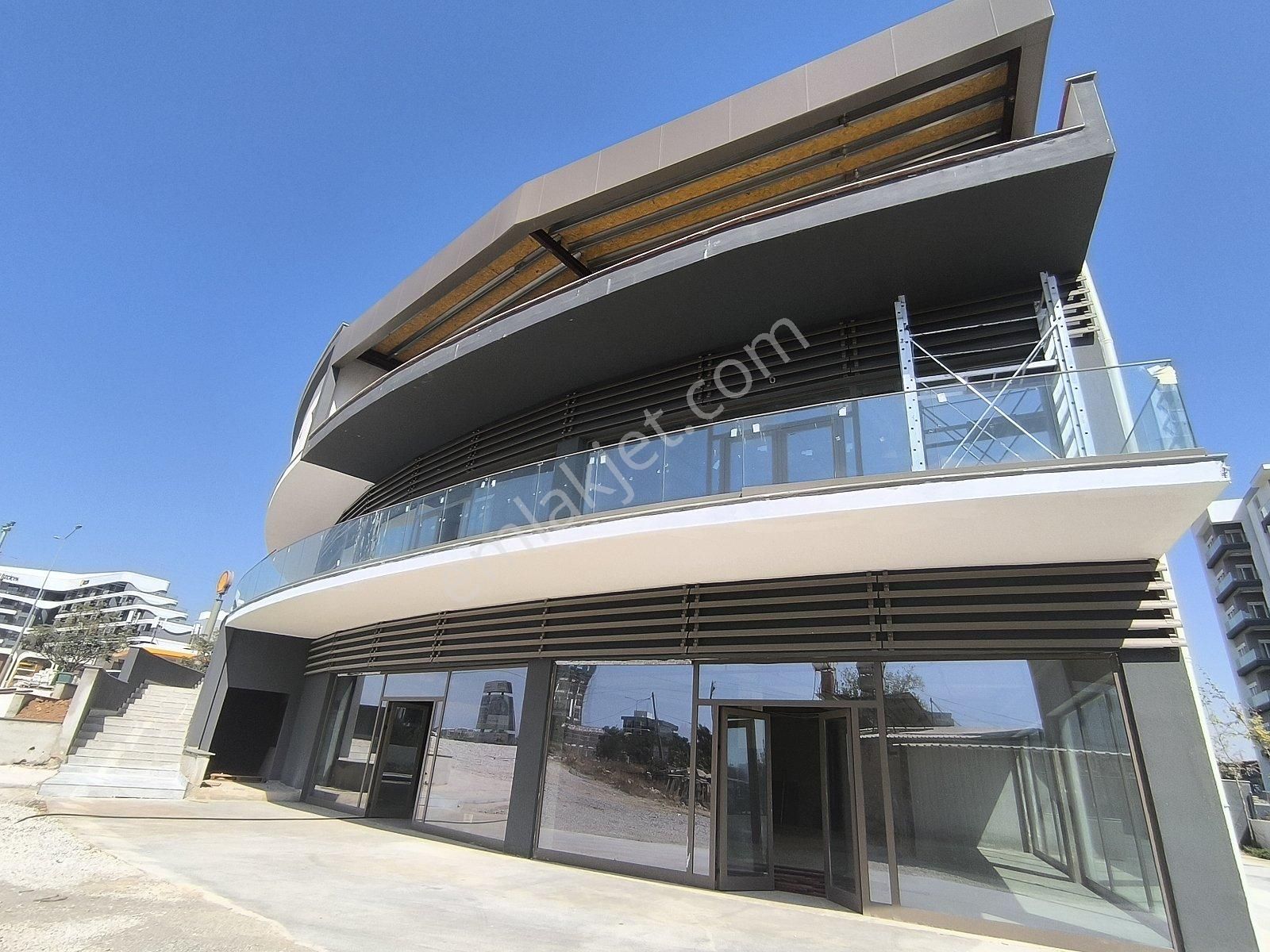 Antalya, Altıntaş Viva Defne’de 1085 M Kiralık Dükkan - Görsel 4