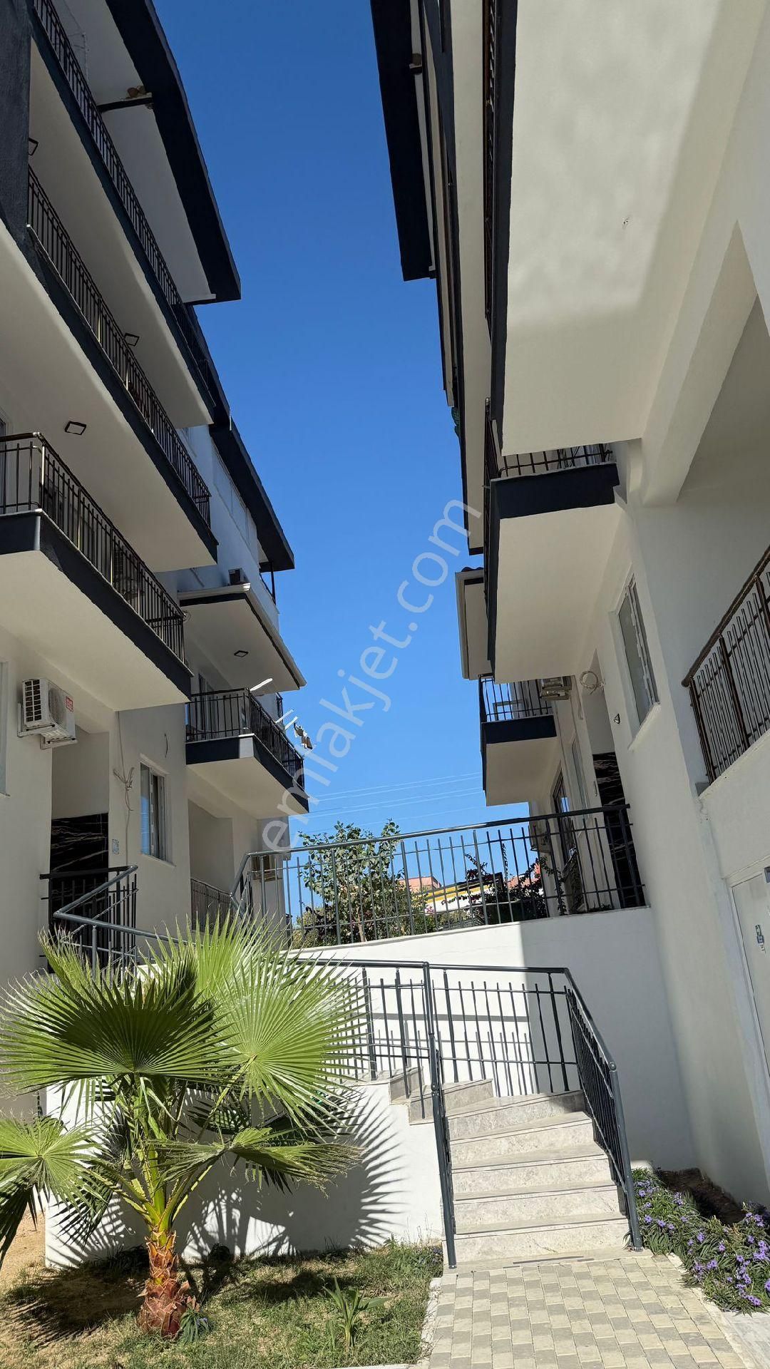 Sarılar Satılık Havuzlu Asansörlü 1+1 Full Eşyaları İle Birlikte - Görsel 20