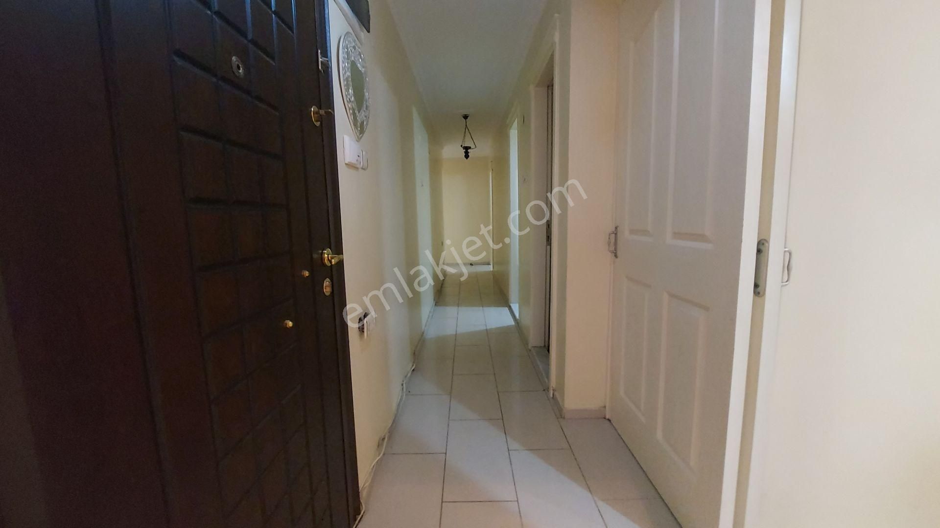 Karşıyaka'nın Kalbi Bahriye Üçok'ta Kiralık 3+1 105 M2 Daire - Görsel 5