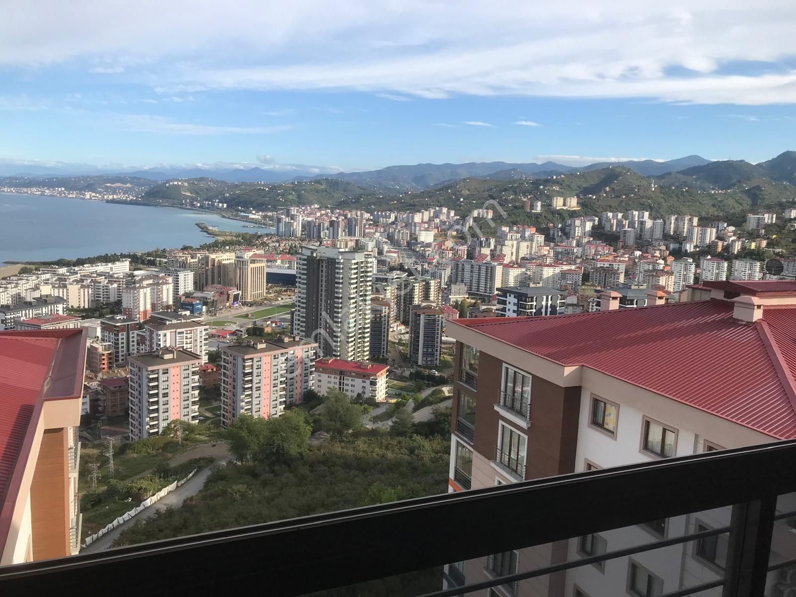 Trabzon Yalıncak Premıum Sitesinde Full Manzaralı Satılık Dair Eşyalı