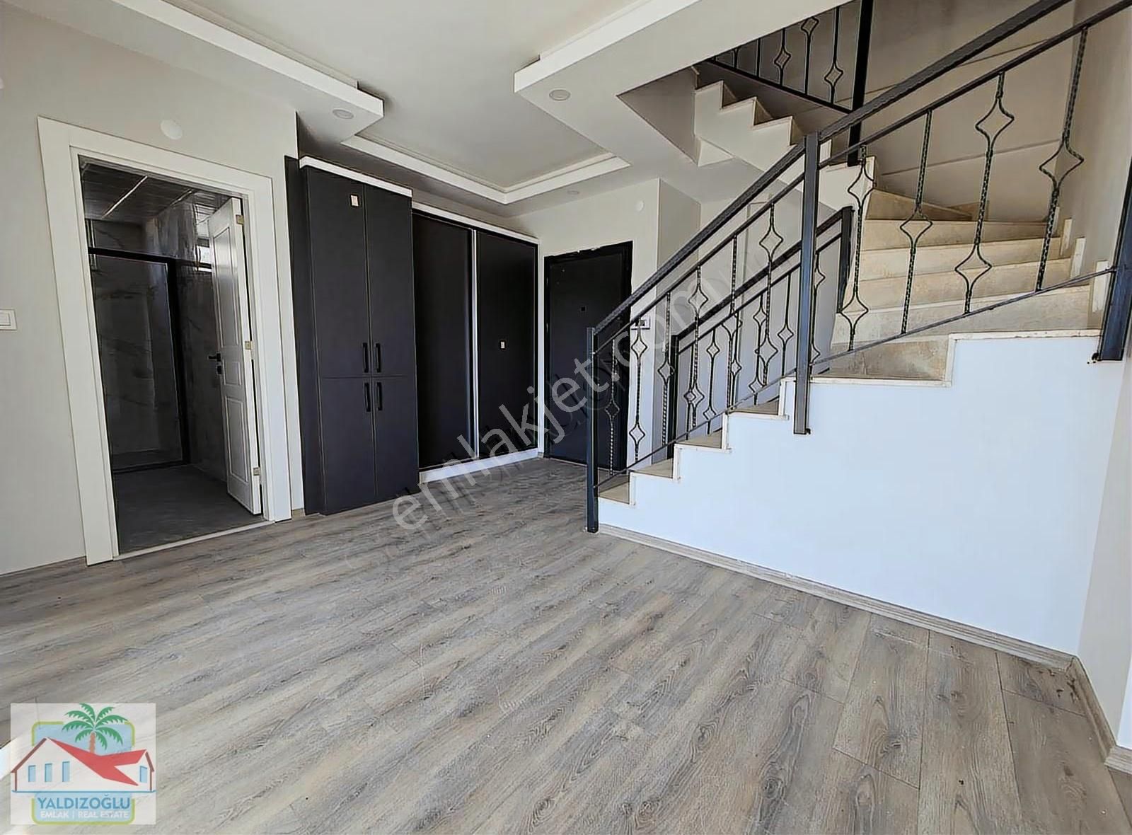 Altınkale'de Satılık 160 M2 3+1 Asansörlü Sıfır Dubleks - Görsel 5