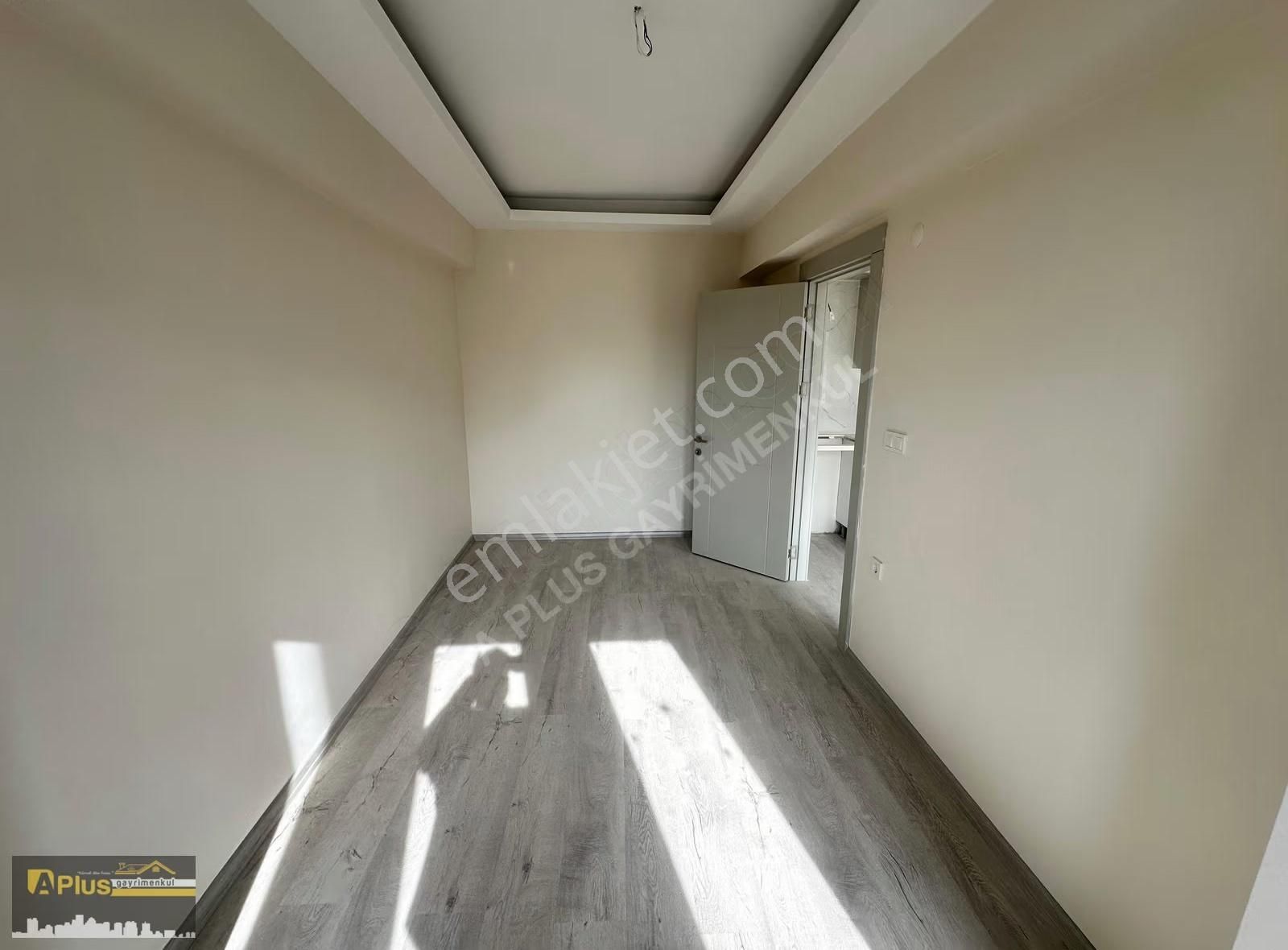 A Plus Gayrimenkulden Ortapark Meydanında Satılık 1+1 Sıfır Ofis - Görsel 2