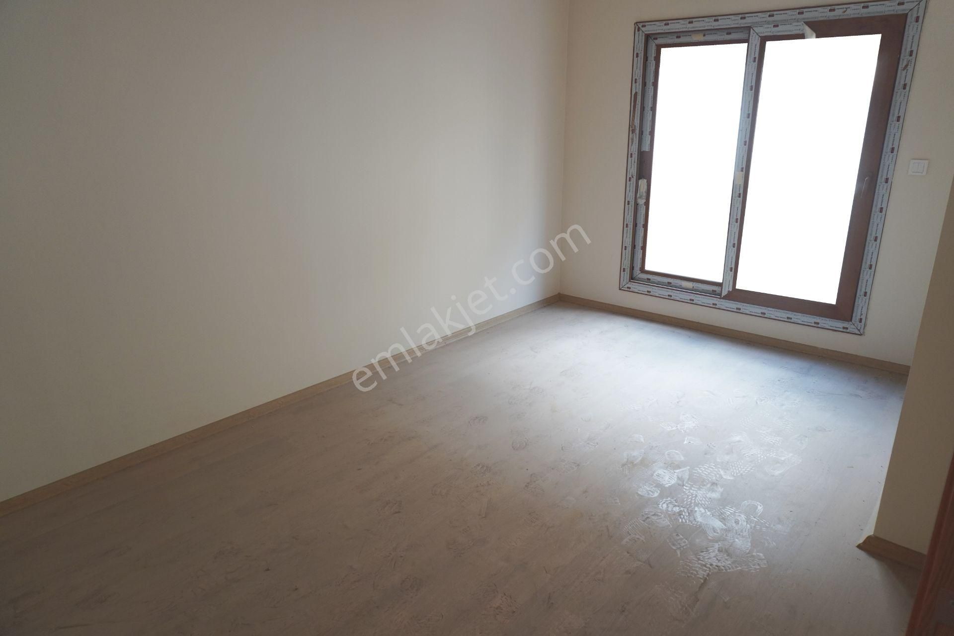 Küçükçiğli Satılık3+1 Doğalgaz Kombili+asansörlü+balkonlu Çiğliserkan - Görsel 17