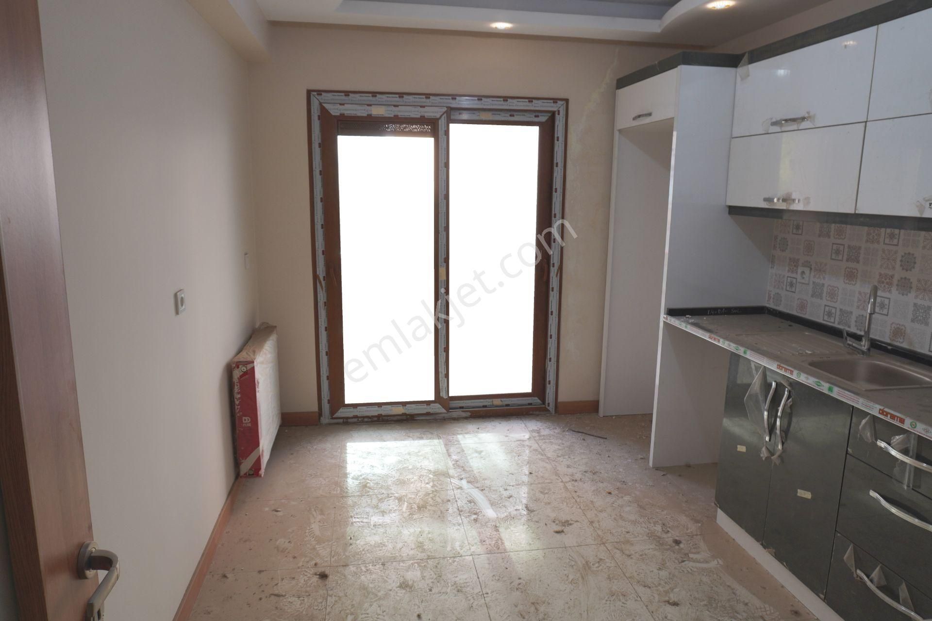 Küçükçiğli Satılık3+1 Doğalgaz Kombili+asansörlü+balkonlu Çiğliserkan - Görsel 3