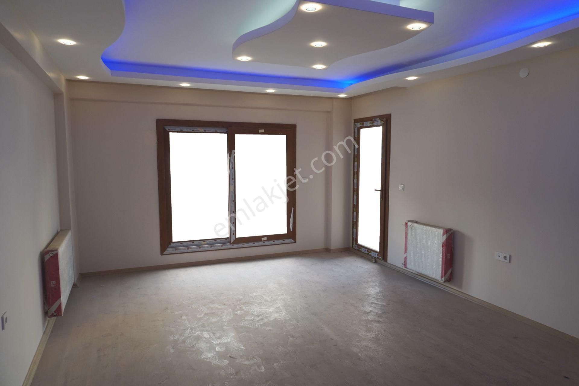 Küçükçiğli Satılık3+1 Doğalgaz Kombili+asansörlü+balkonlu Çiğliserkan - Görsel 8