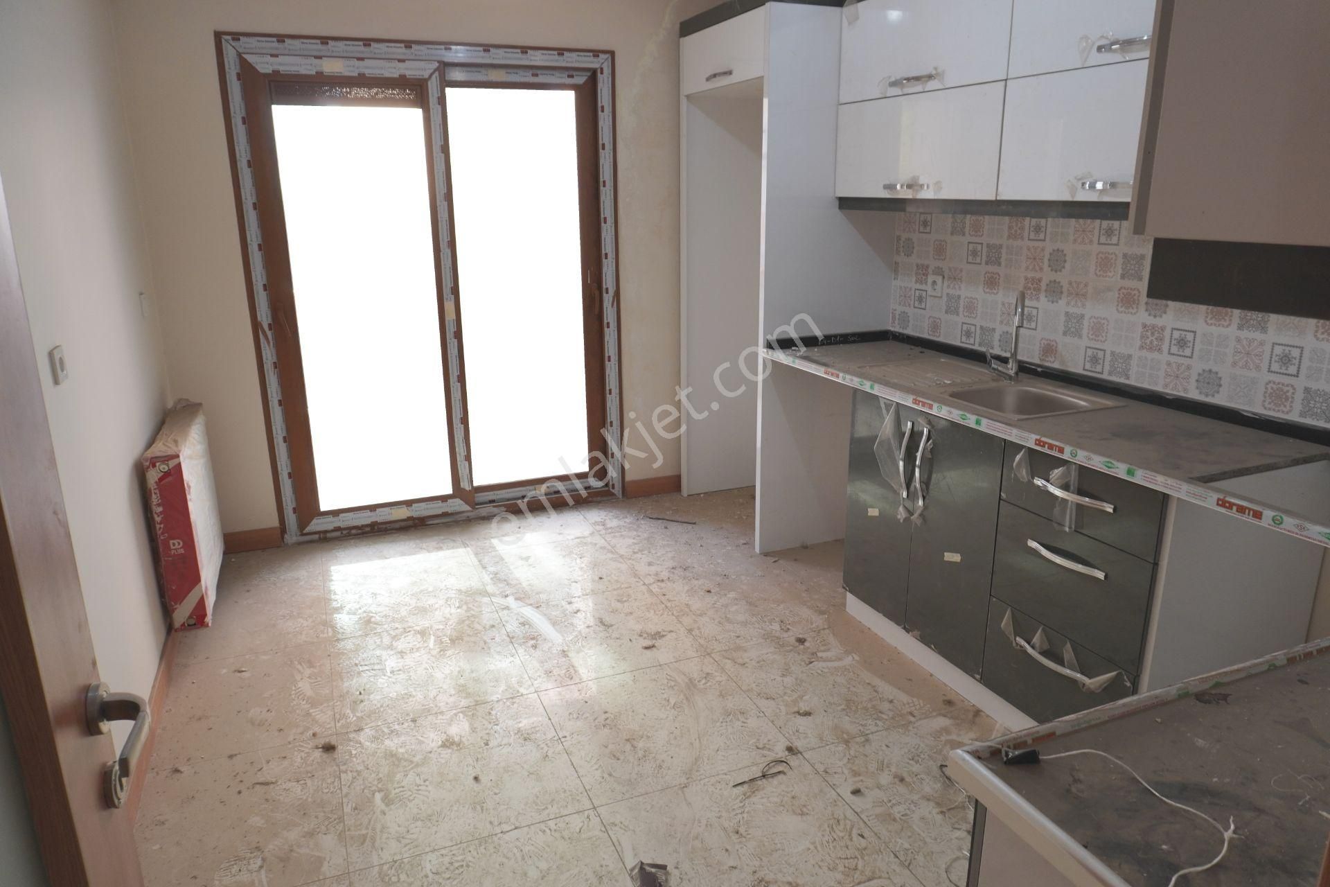 Küçükçiğli Satılık3+1 Doğalgaz Kombili+asansörlü+balkonlu Çiğliserkan - Görsel 2