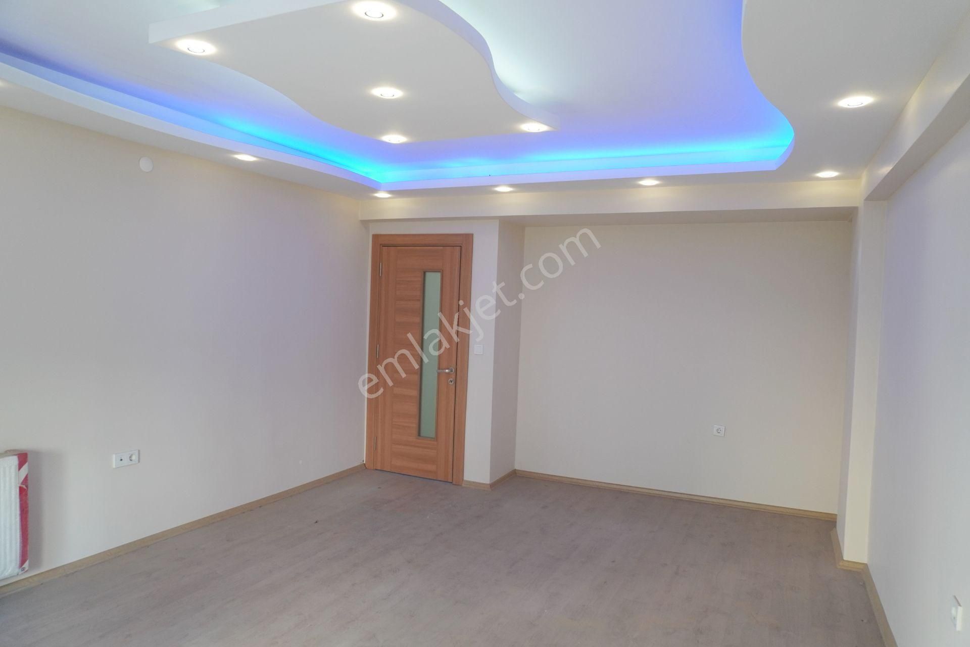 Küçükçiğli Satılık3+1 Doğalgaz Kombili+asansörlü+balkonlu Çiğliserkan - Görsel 11