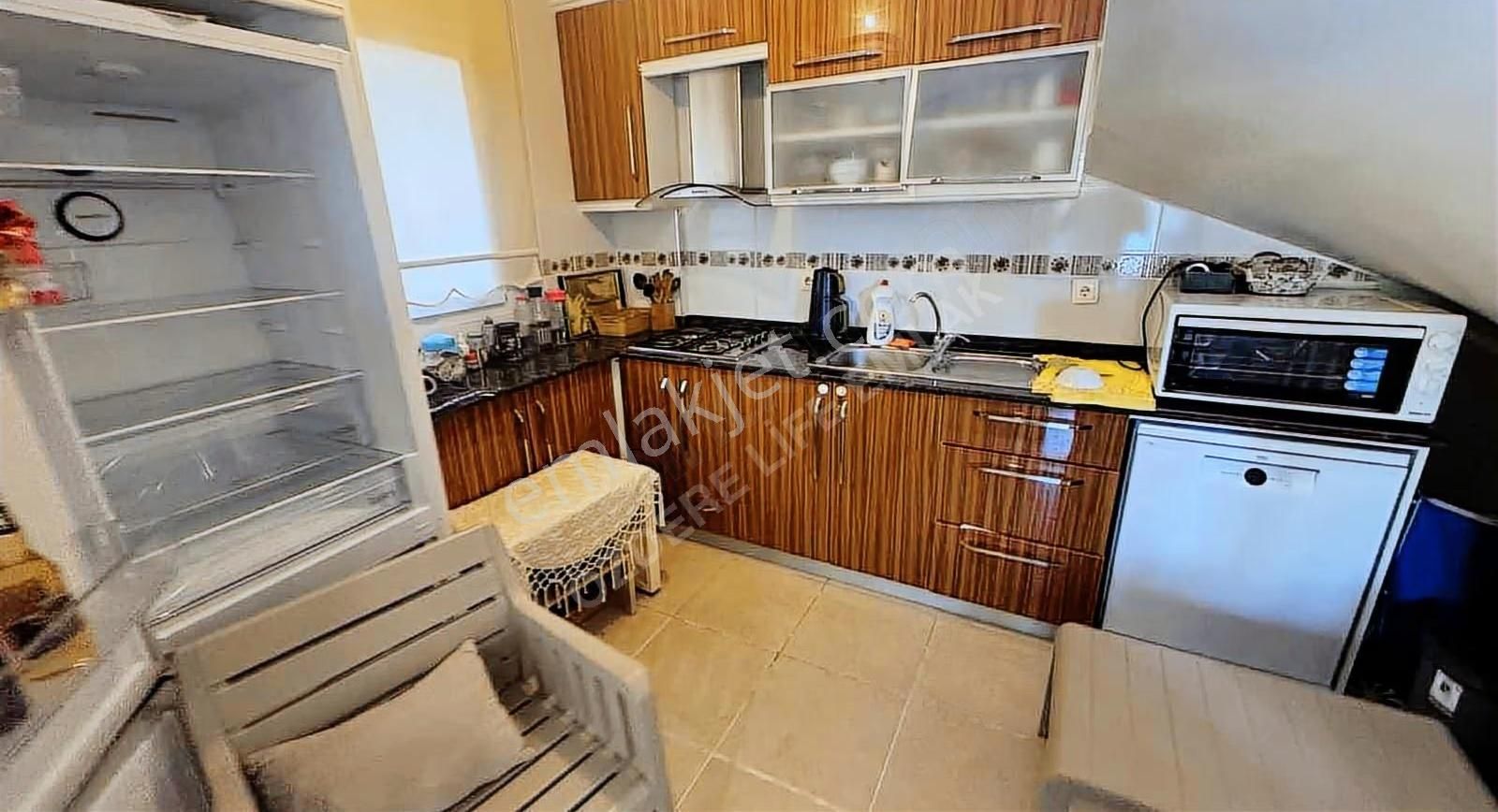 Denize Sıfır Site İçerisinde Köşe Villa(teklife Açık) - Görsel 15