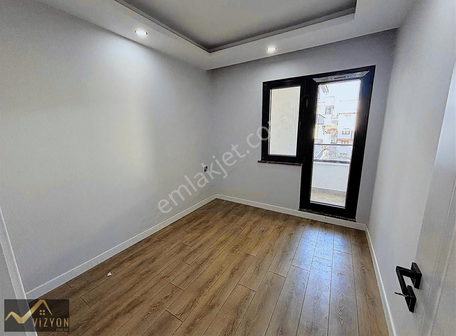 Vizyon Emlak Güvencesiyle Bayramoğlu Sapağında Lüks Daire - Görsel 2