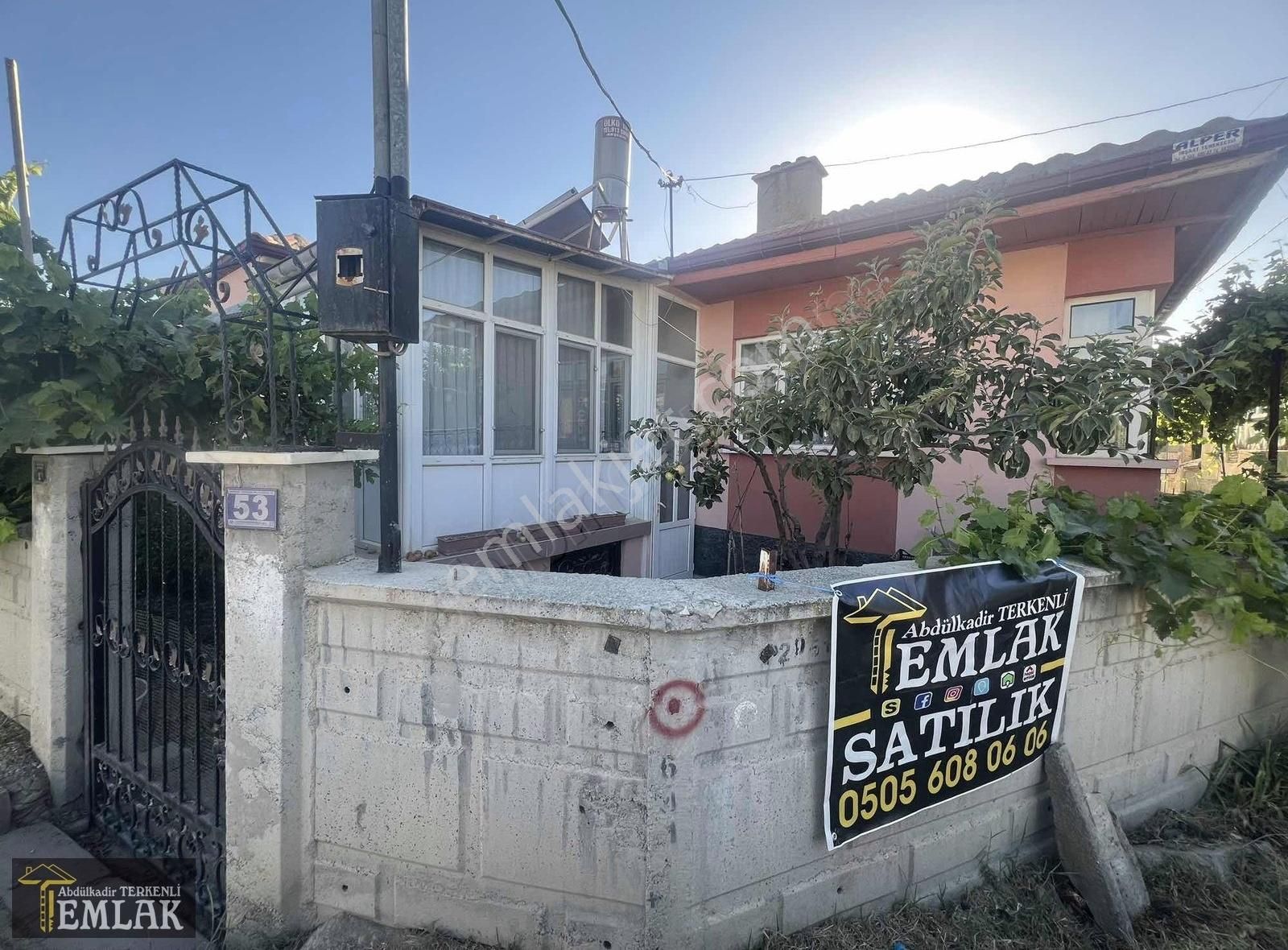 Terkenli Emlak'tan Kozağaç Ta Caddde Üstü Müstakil Ev - Görsel 3