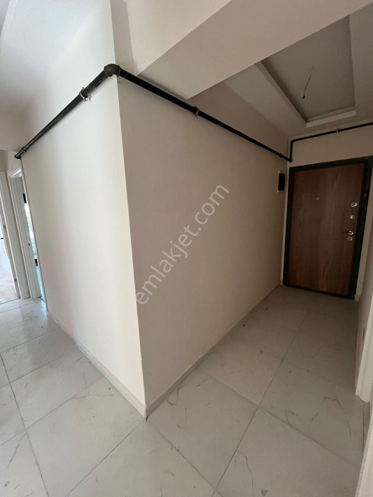 Demirköprü Diş Hast. İzban Yakını 3 Cephe Sıfır 2+1_yüksek Giriş - Görsel 27