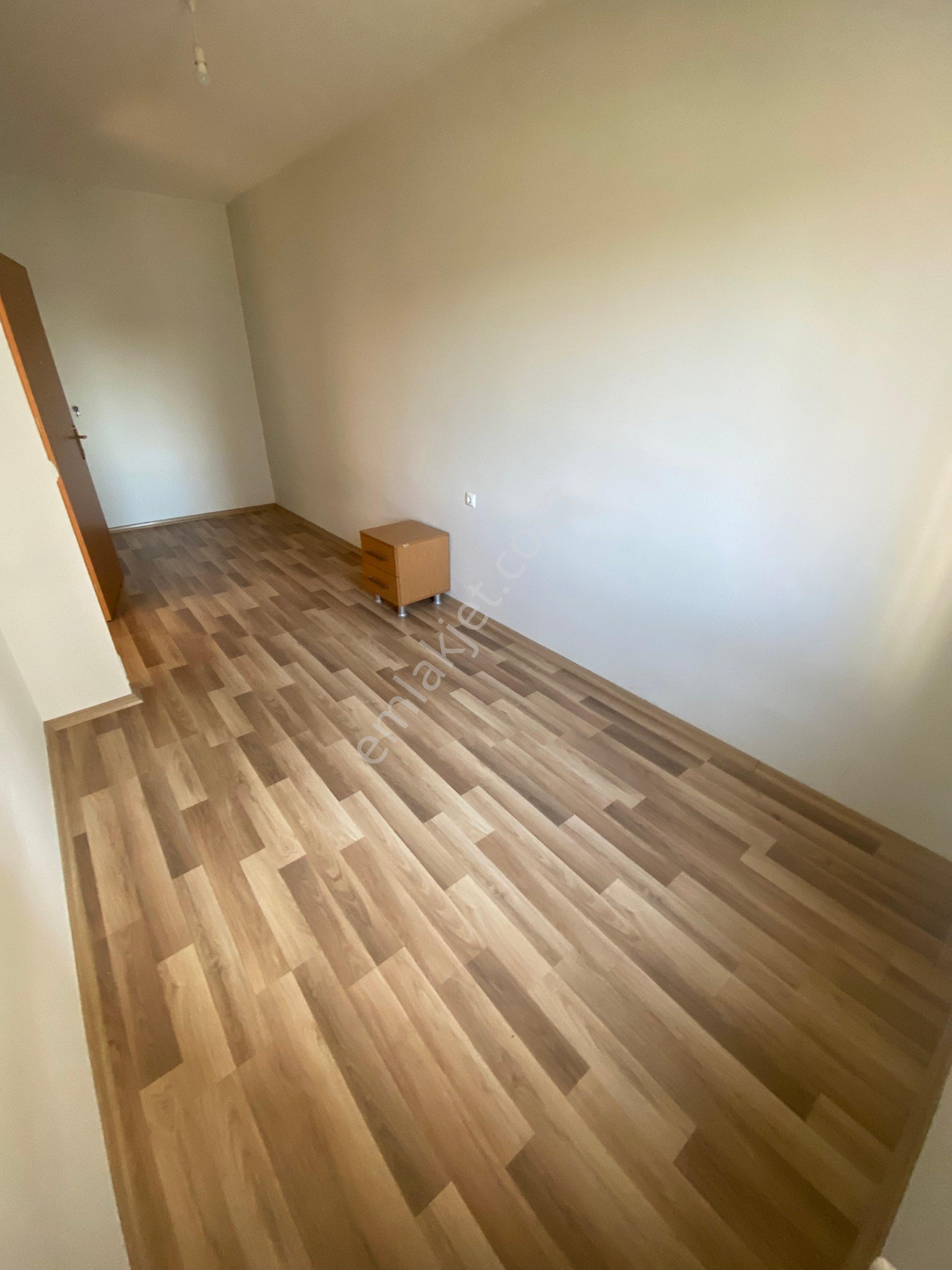 Atc'den Çarkıpare'de Yeni Stadyum Karşısında İskanlı Az Katlı 2+1 Kiralık Daire - Görsel 14