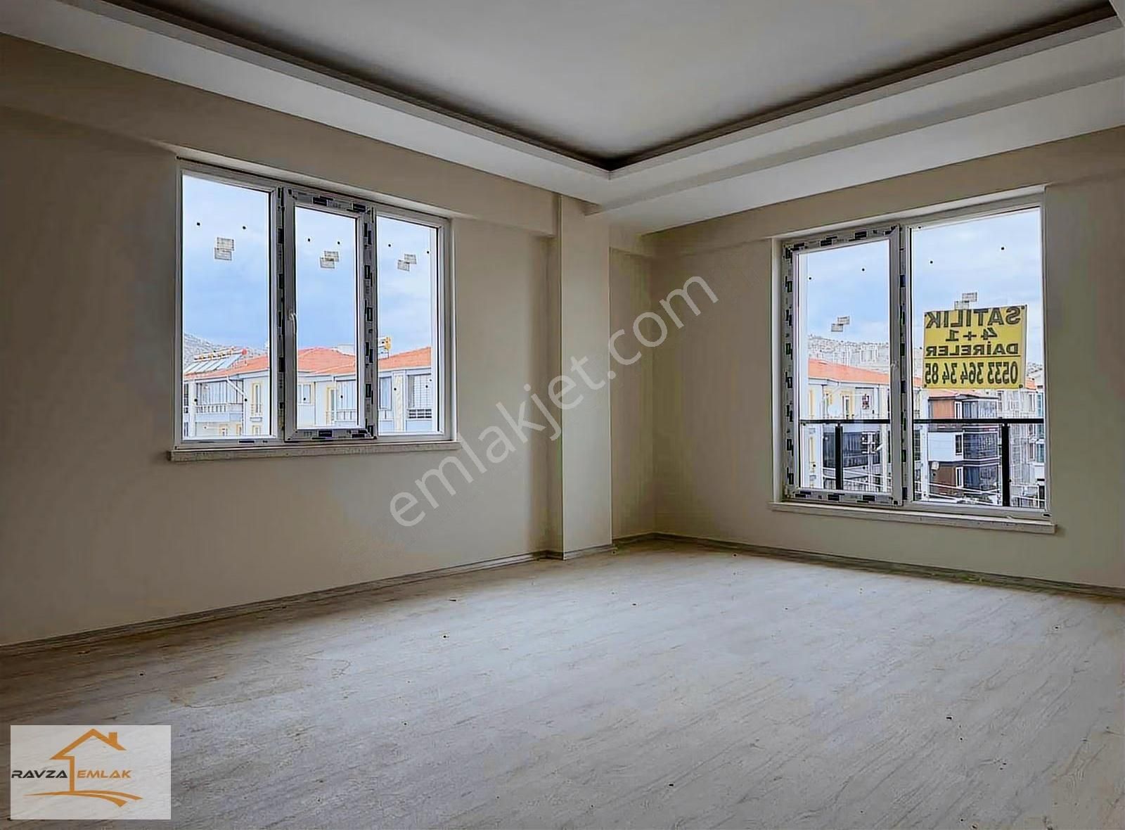 Kanlıca Mahallesin De Satılık 4+1 Daire