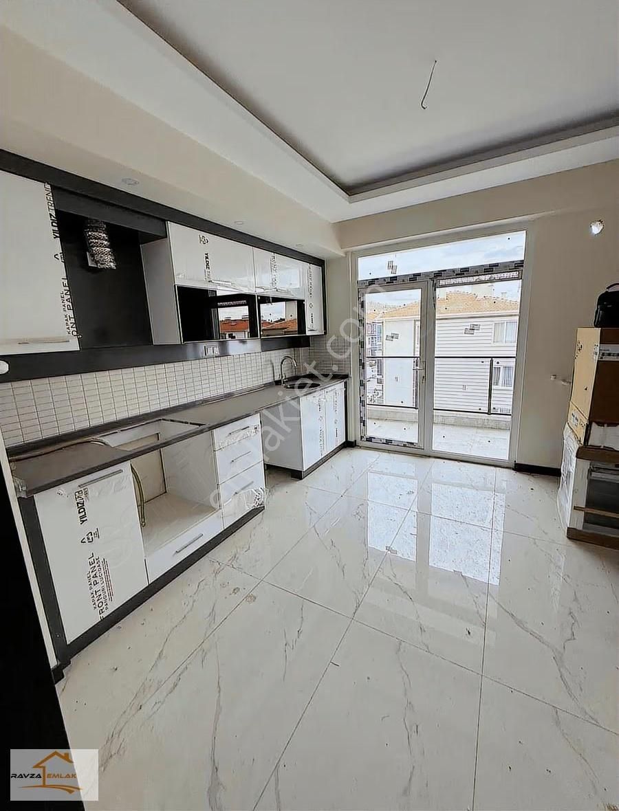 Kanlıca Mahallesin De Satılık 4+1 Daire - Görsel 22