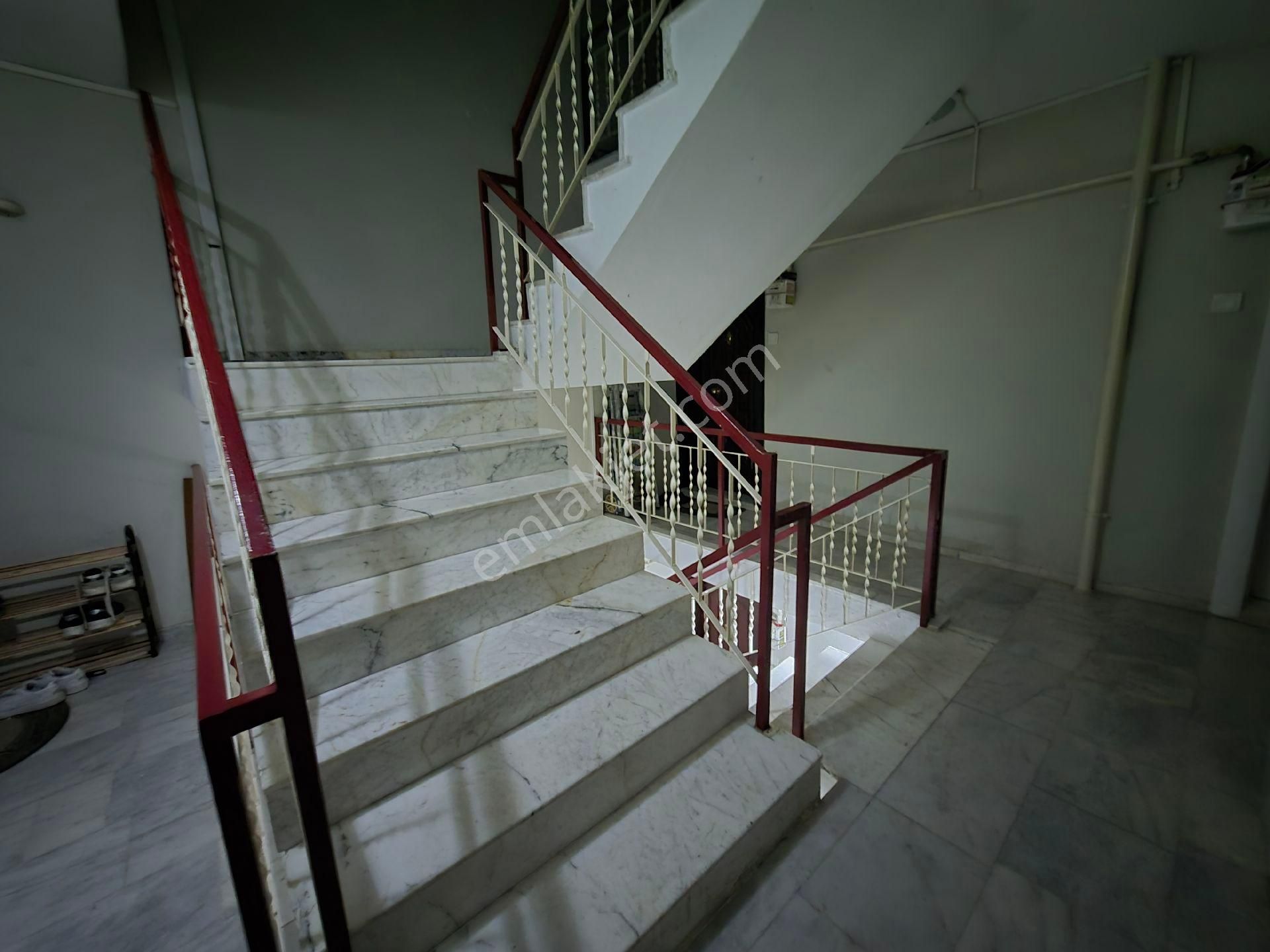 Turpa Taşdemir'den Kiralık Üçkuyular Meydan Yakını 3+1 Arakat Daire - Görsel 29
