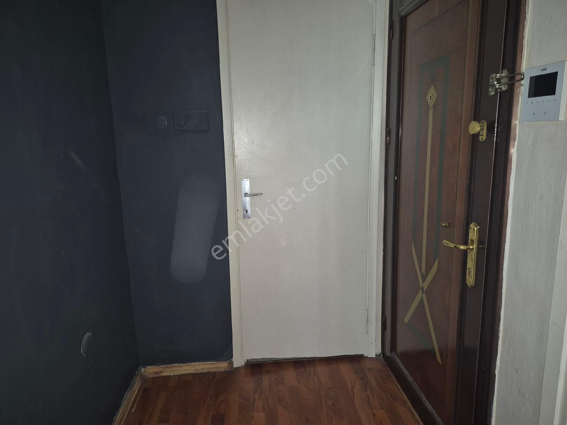 Turpa Taşdemir'den Kiralık Üçkuyular Meydan Yakını 3+1 Arakat Daire - Görsel 10
