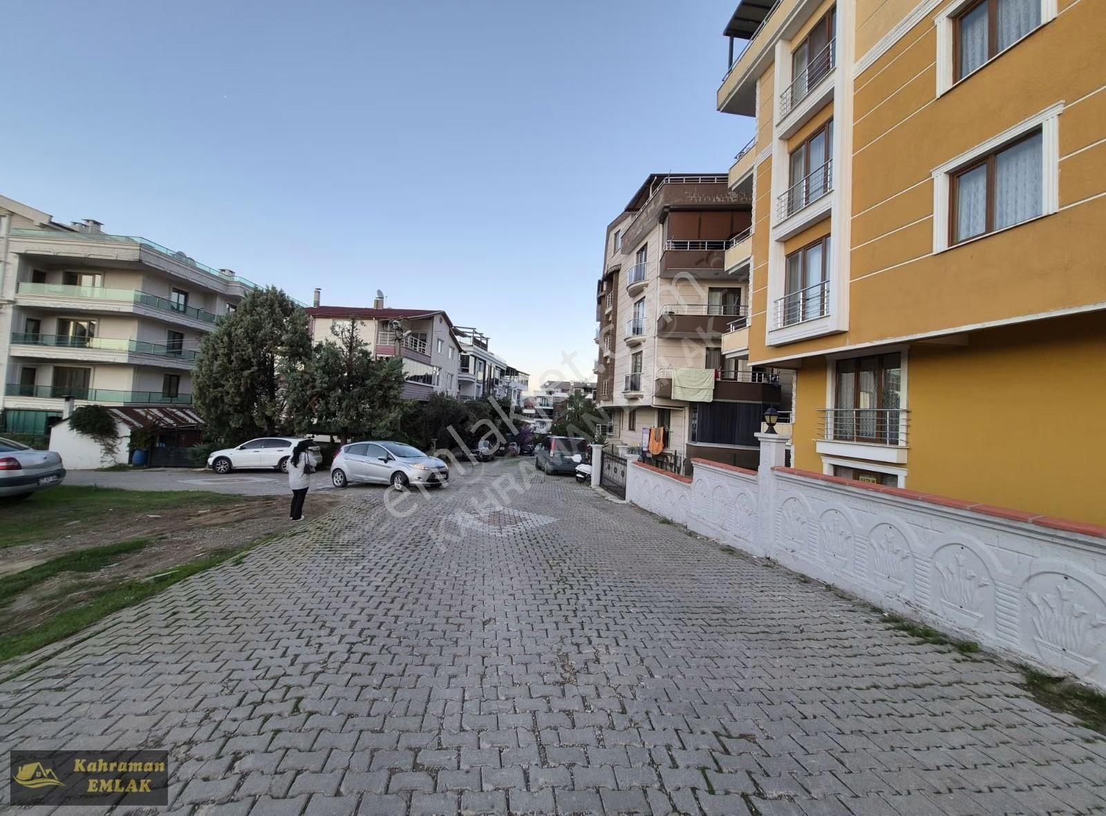 Çınarcık Belediyesi Civarı Satlık Merkezde 4+1 Dubleks - Görsel 4