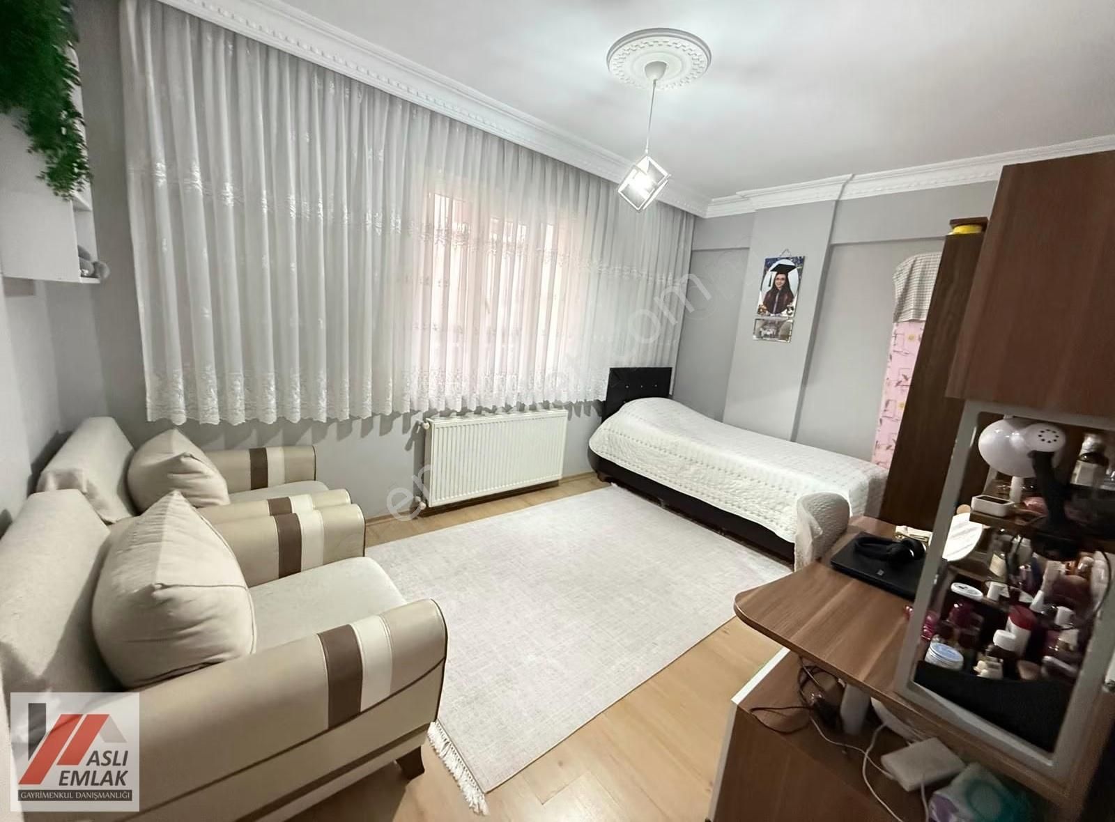 Aslı Emlak'tan Gazi Mah 3+1 Birinci Kat 120m2 - Görsel 4