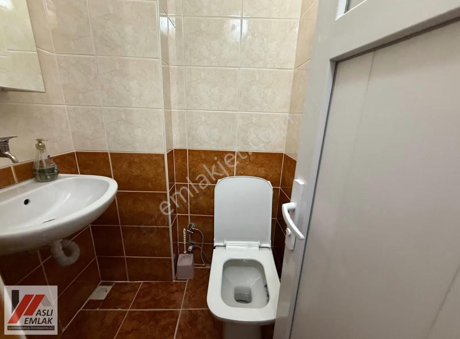 Aslı Emlak'tan Gazi Mah 3+1 Birinci Kat 120m2 - Görsel 31