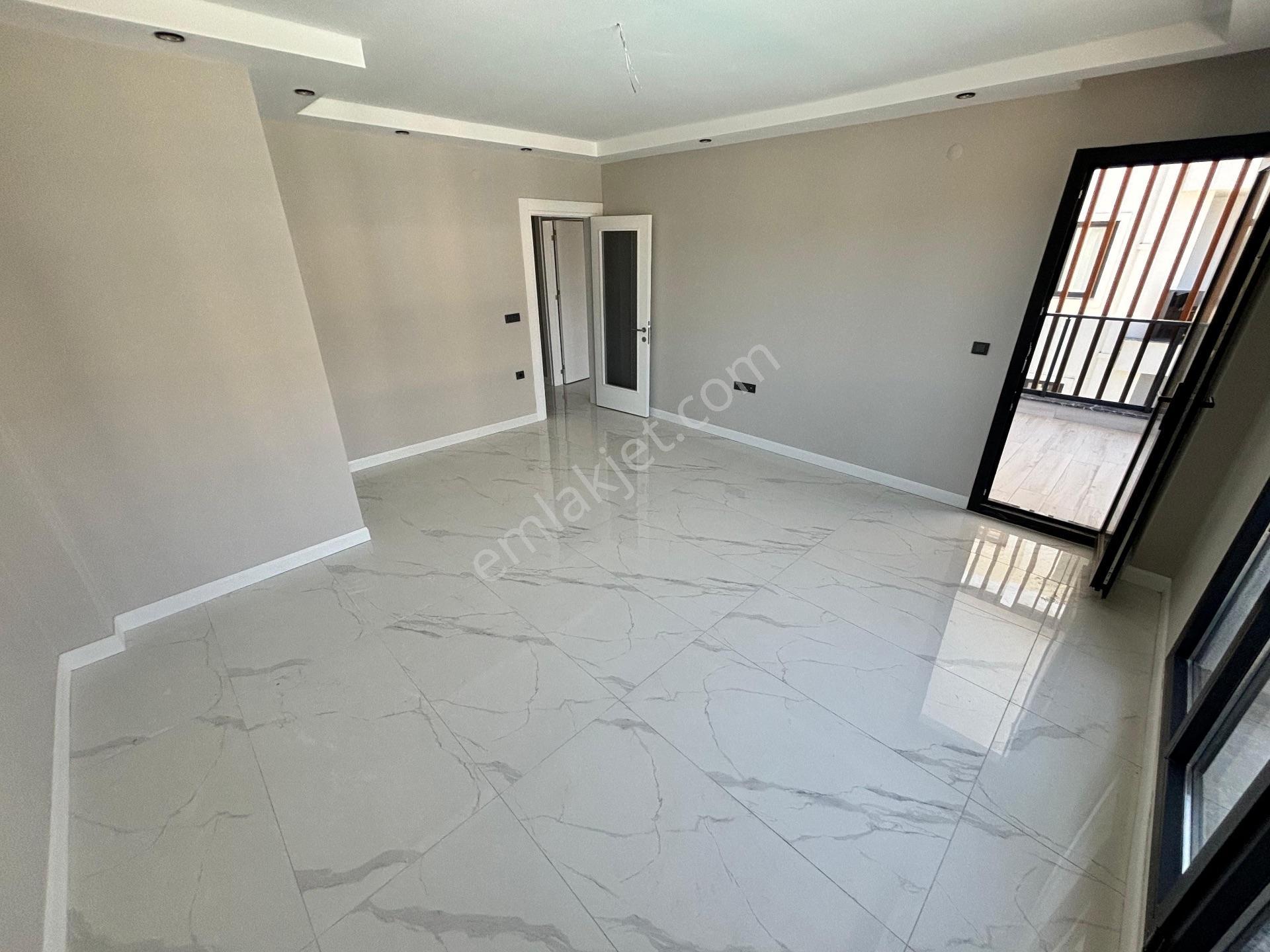 Güre'de Satılık Havuzlu Asansörlü Dubleks Daire - Görsel 20