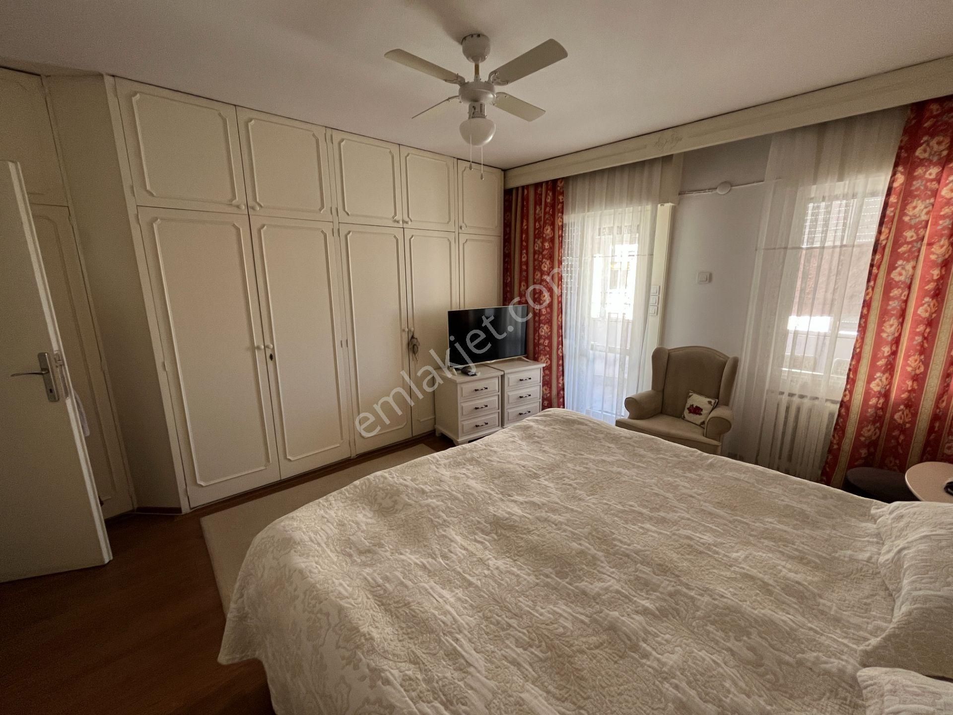 Bostanlı Sahilde Satılık Yalı Dairesi - Görsel 25