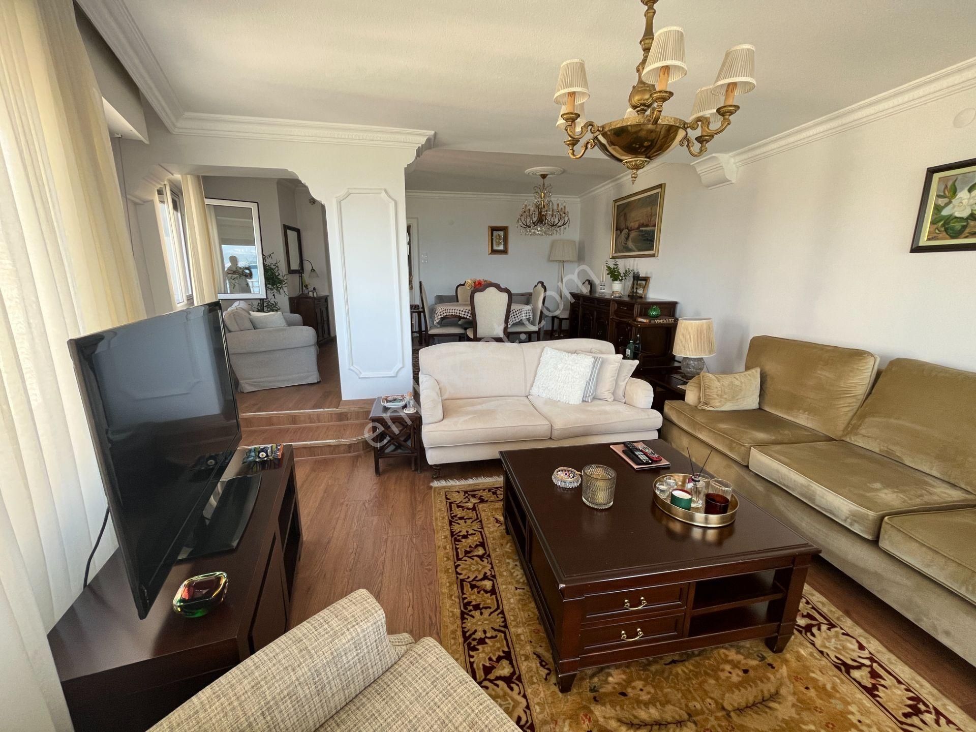 Bostanlı Sahilde Satılık Yalı Dairesi - Görsel 9