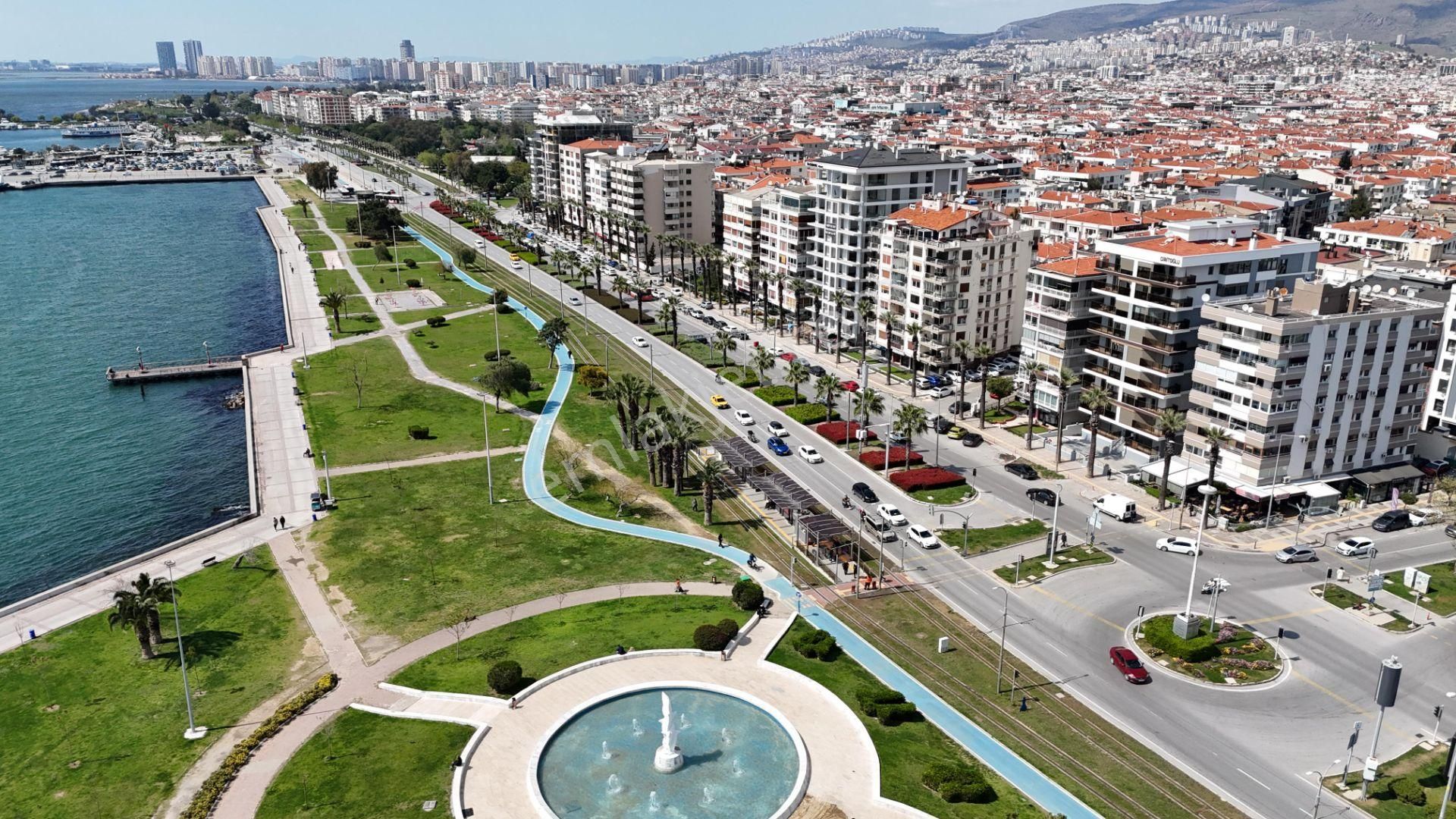 Bostanlı Sahilde Satılık Yalı Dairesi - Görsel 2