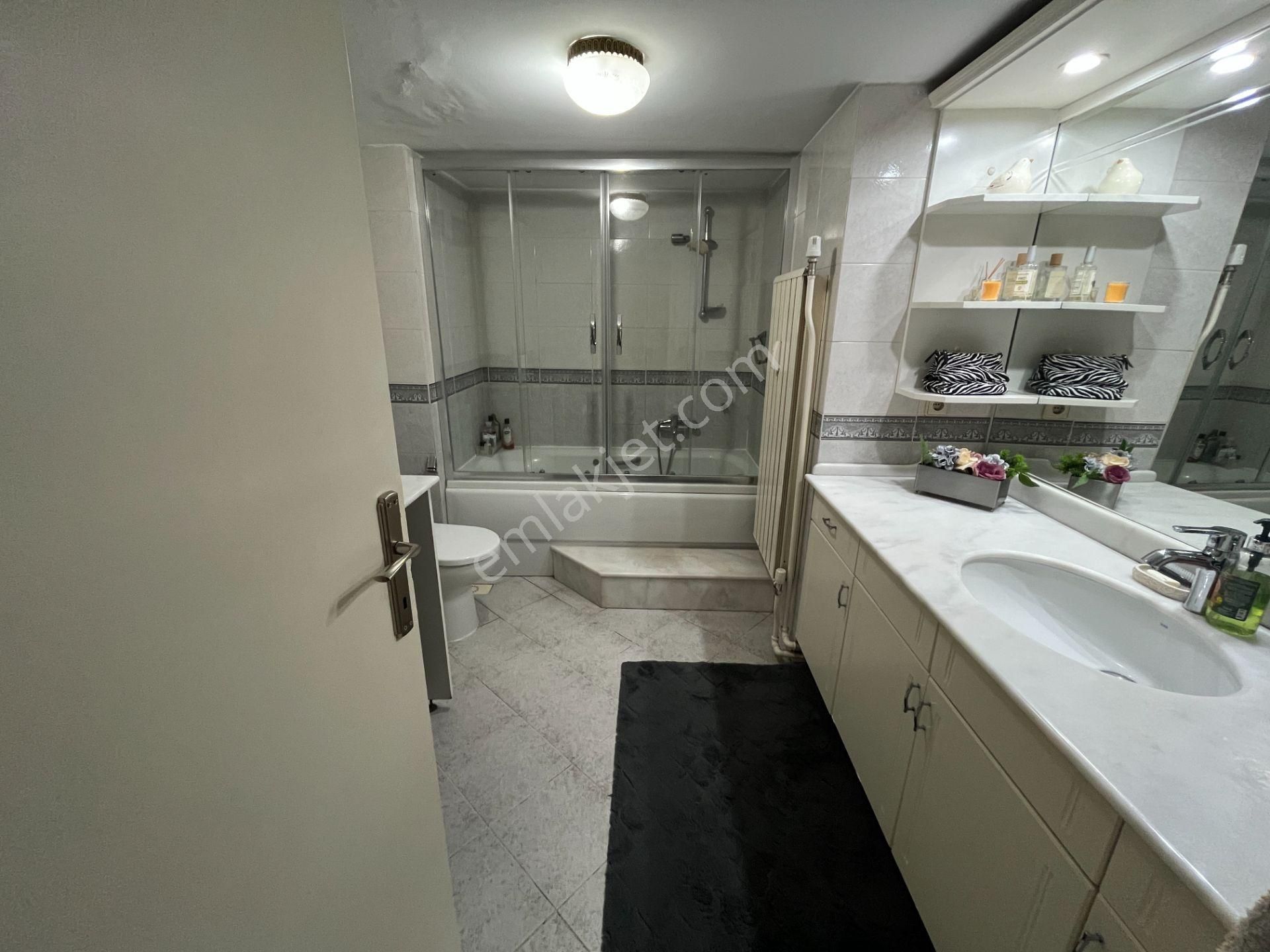 Bostanlı Sahilde Satılık Yalı Dairesi - Görsel 19