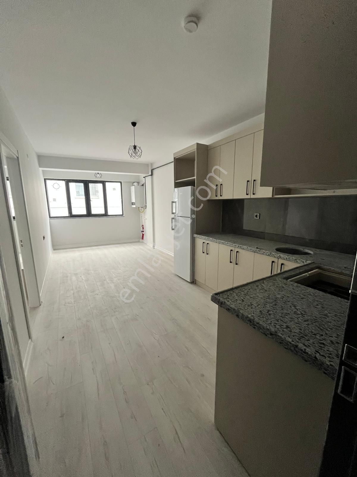 Yeşilbayır'da Satılık, Eşyalı, Boş, Sıfır, Hastane Yakını 1+1 - Görsel 2