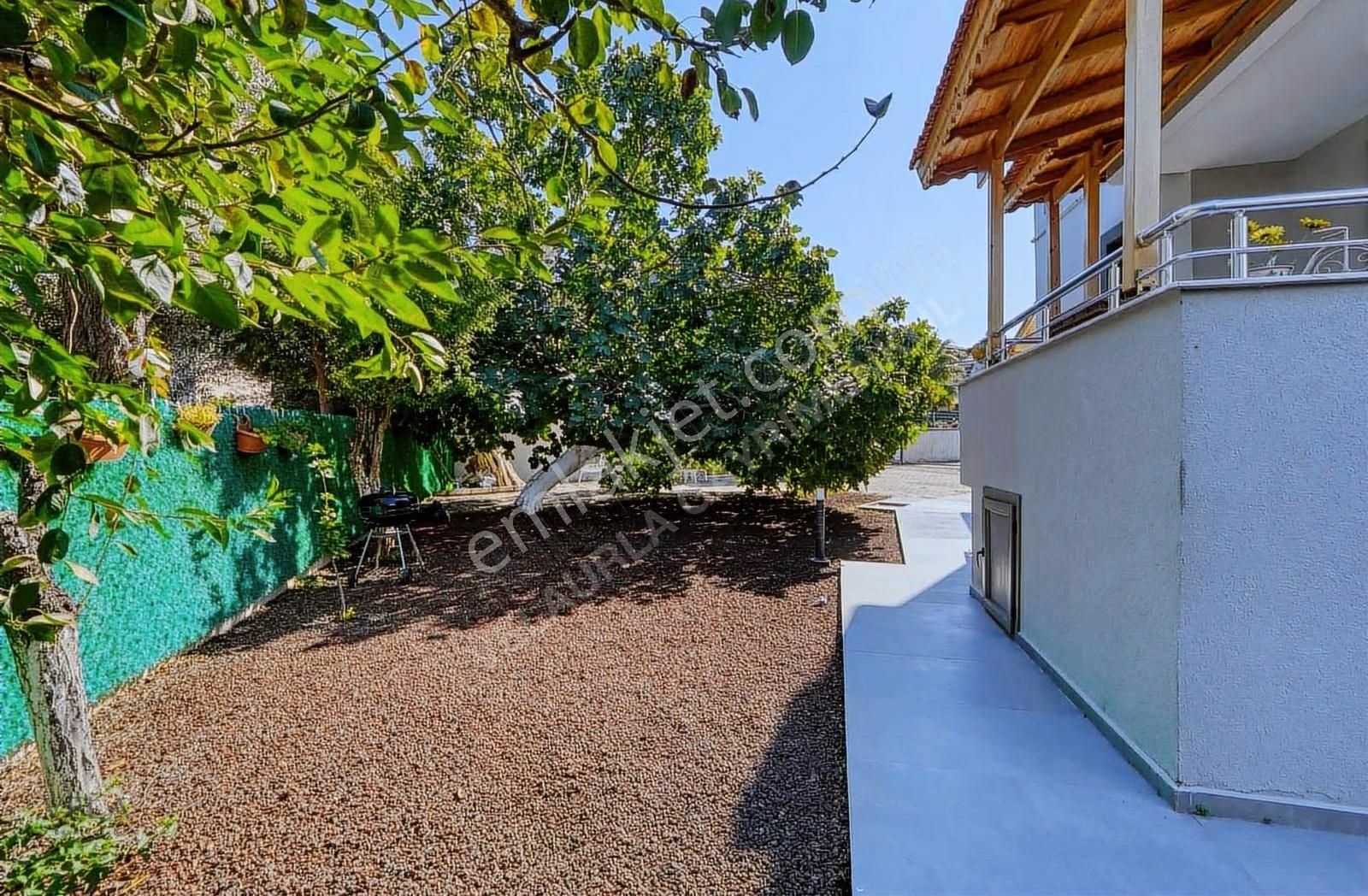 Urla Çeşmealtı Site İçinde Bağımsız 550 M² Arsalı 3+1 Villa - Görsel 16