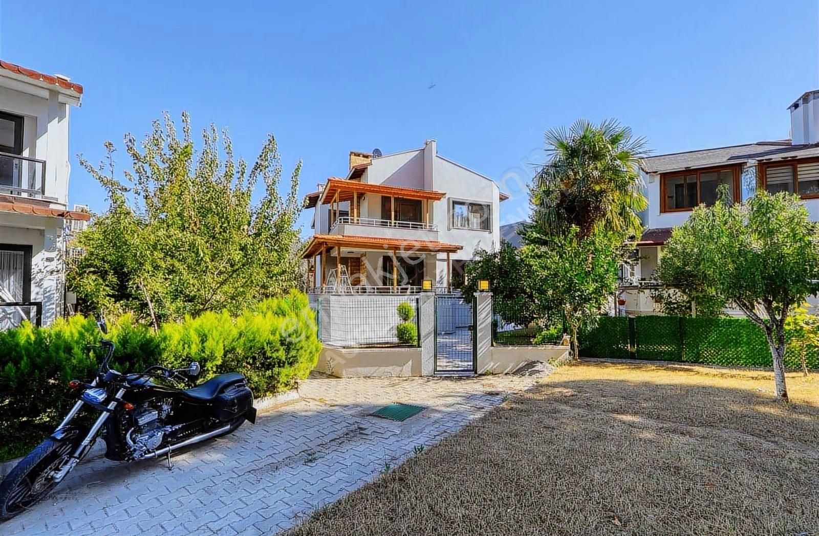 Urla Çeşmealtı Site İçinde Bağımsız 550 M² Arsalı 3+1 Villa - Görsel 28