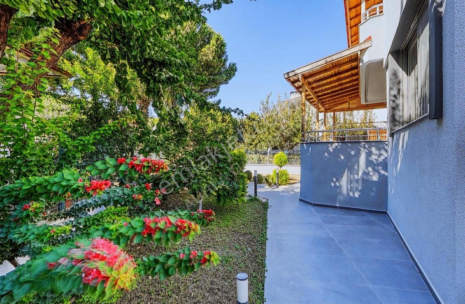 Urla Çeşmealtı Site İçinde Bağımsız 550 M² Arsalı 3+1 Villa - Görsel 12