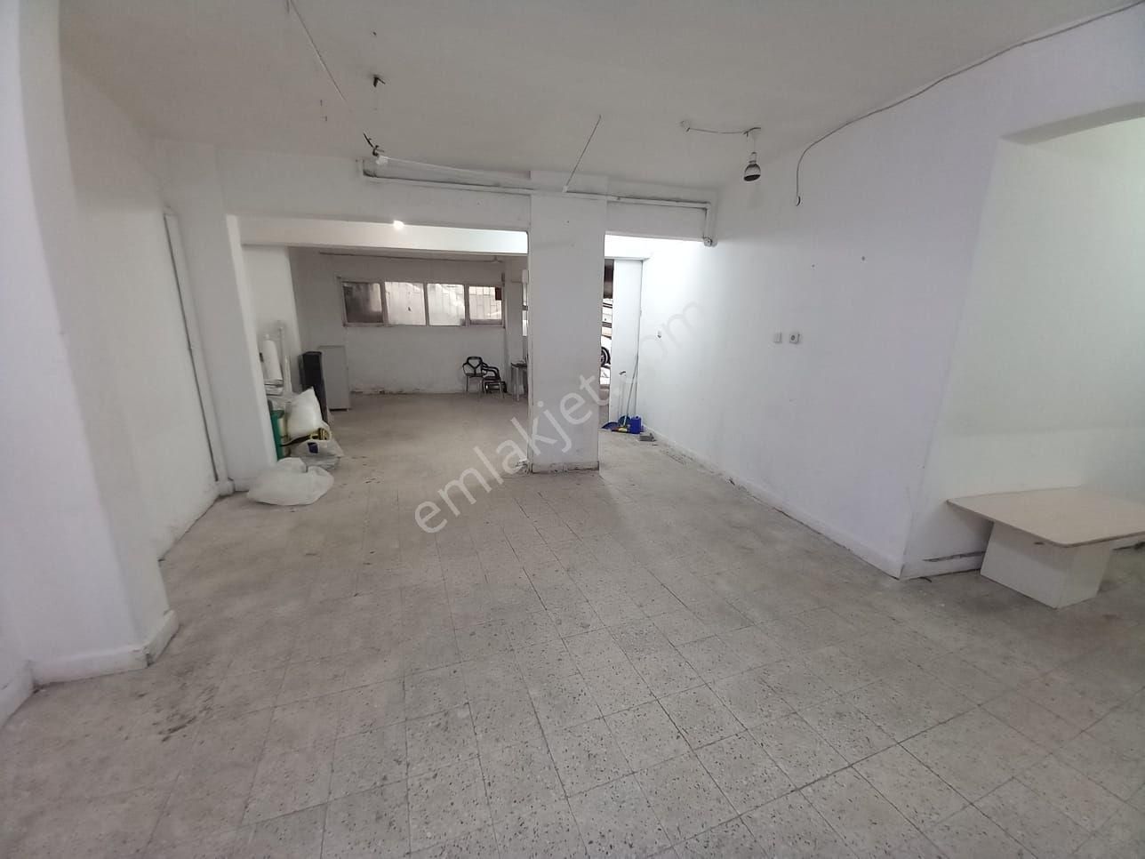 Hürriyet Mahallesinde 100 M² Düz Giriş Kiralık İşyeri - Görsel 2