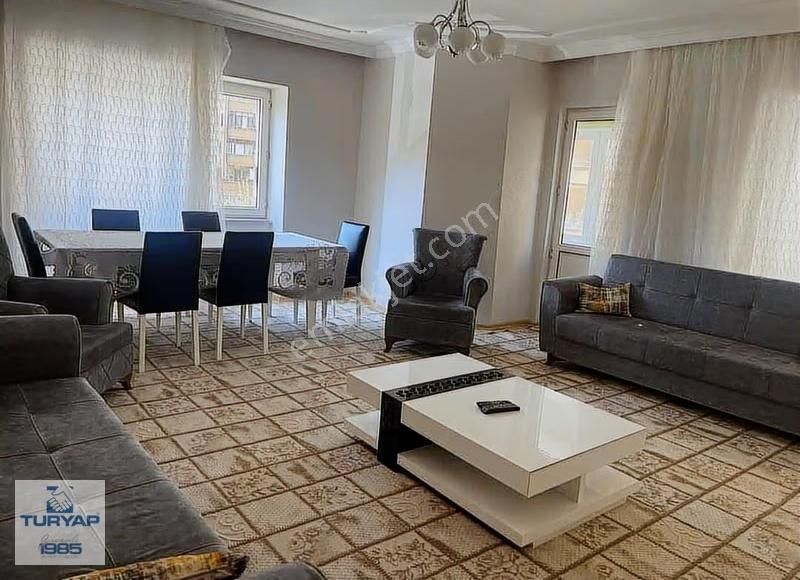 Yalova Merkezde İdo Karşısı Satılık 3+1 Daire
