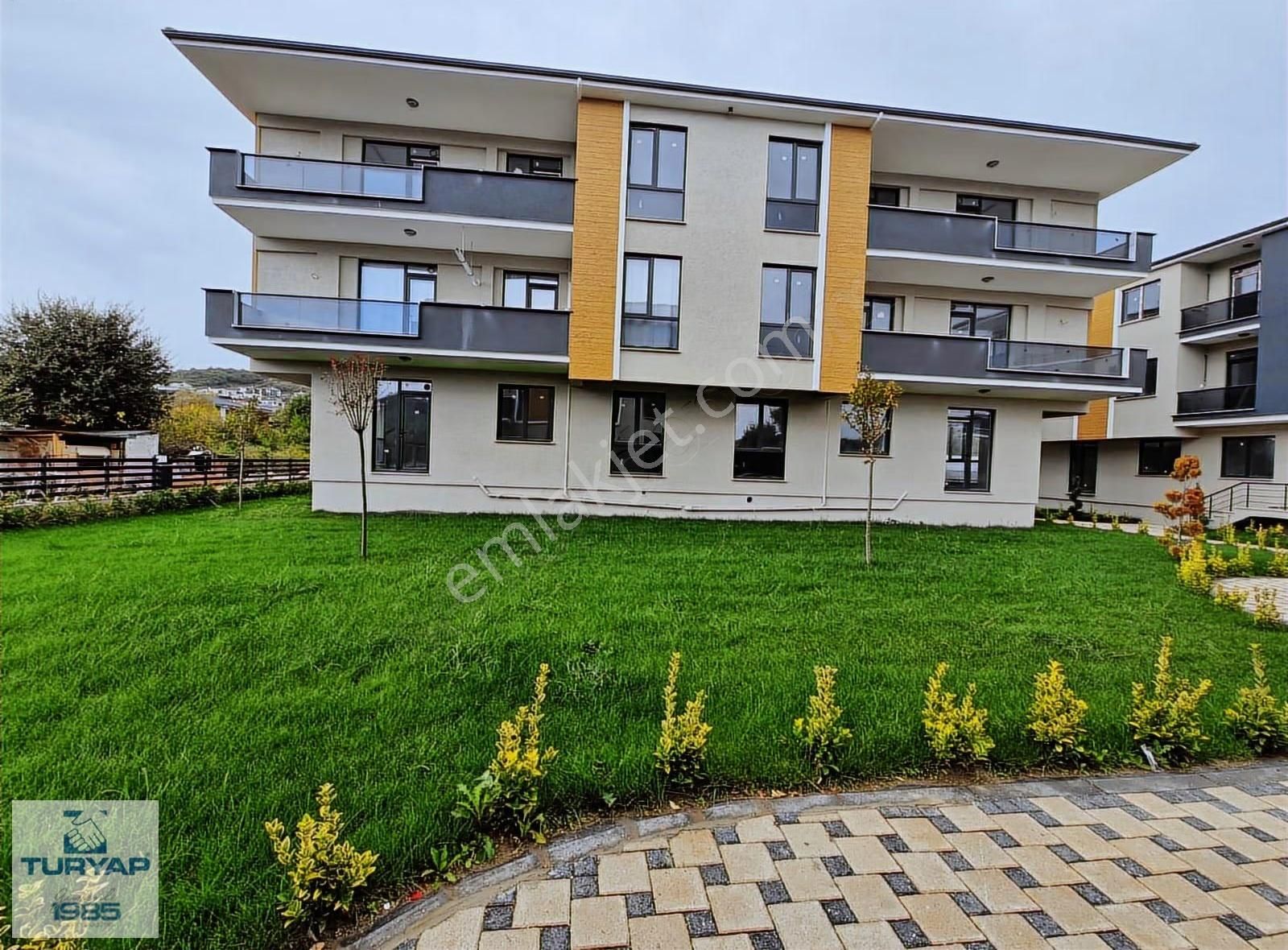 Kadıköy Site İçerisinde Satılık 1+1 Ara Kat Daire - Görsel 7