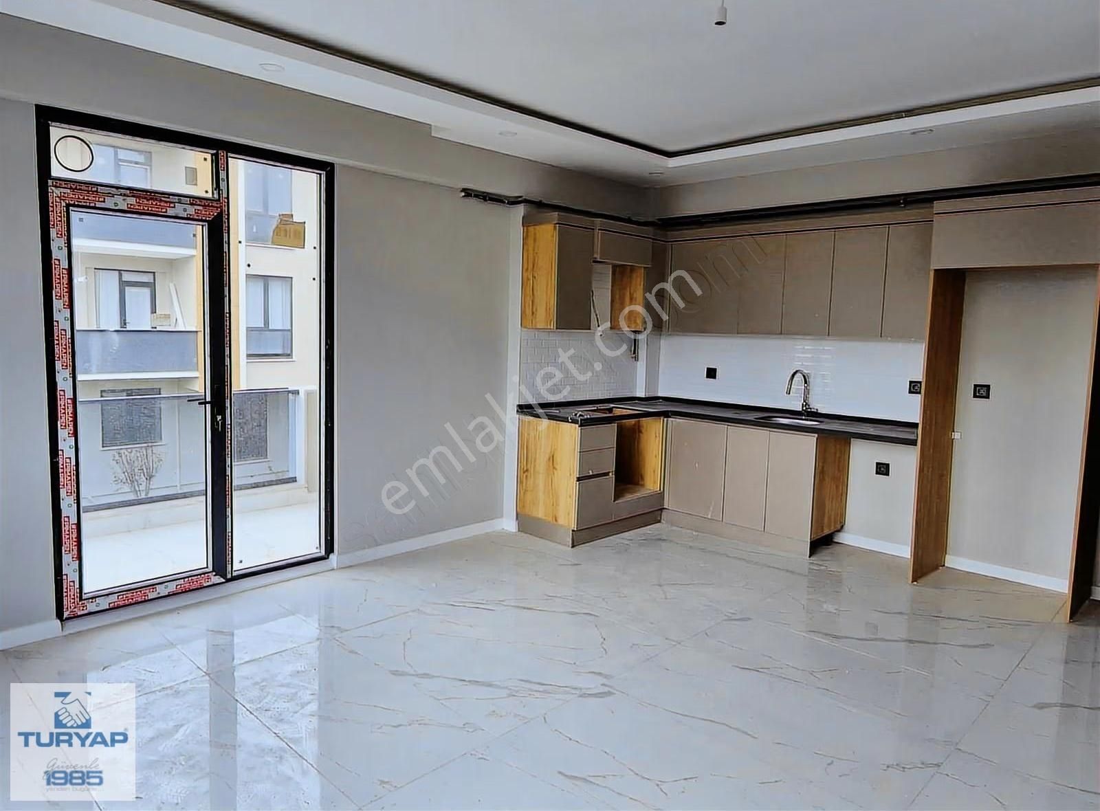 Kadıköy Site İçerisinde Satılık 1+1 Ara Kat Daire - Görsel 15