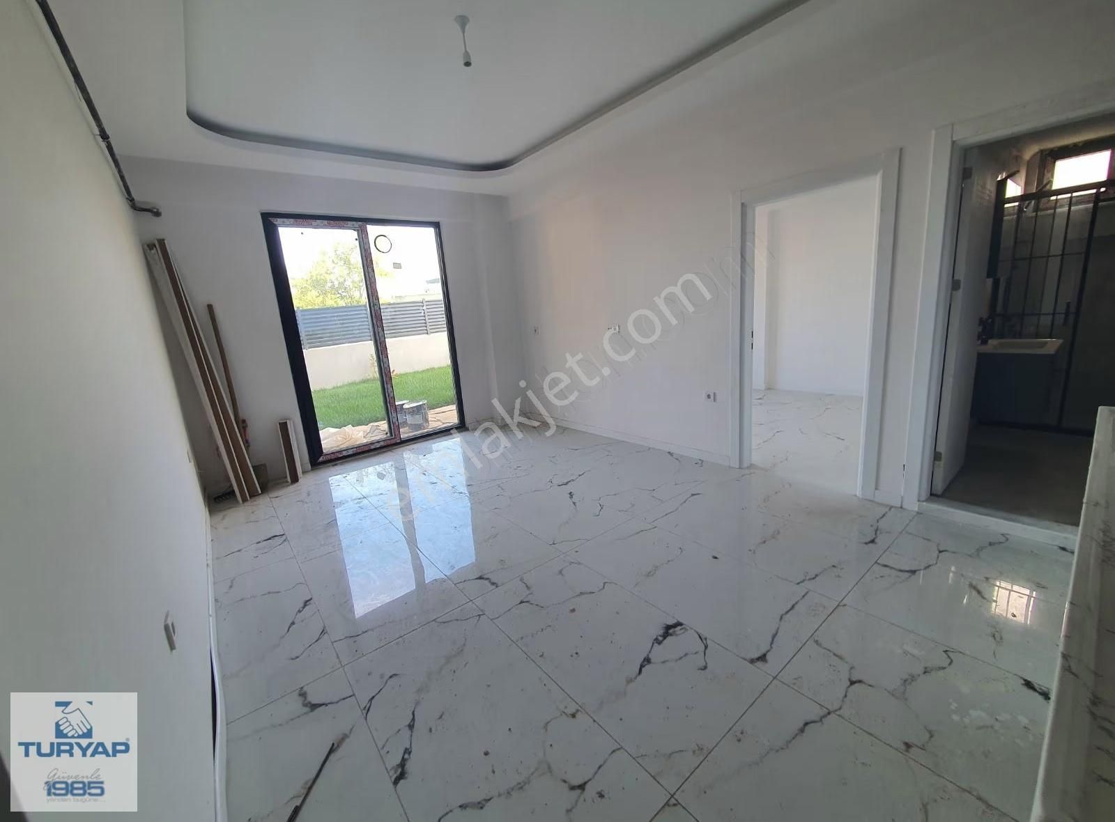 Yalova Merkezde Satılık Köşe 1+1 Daire