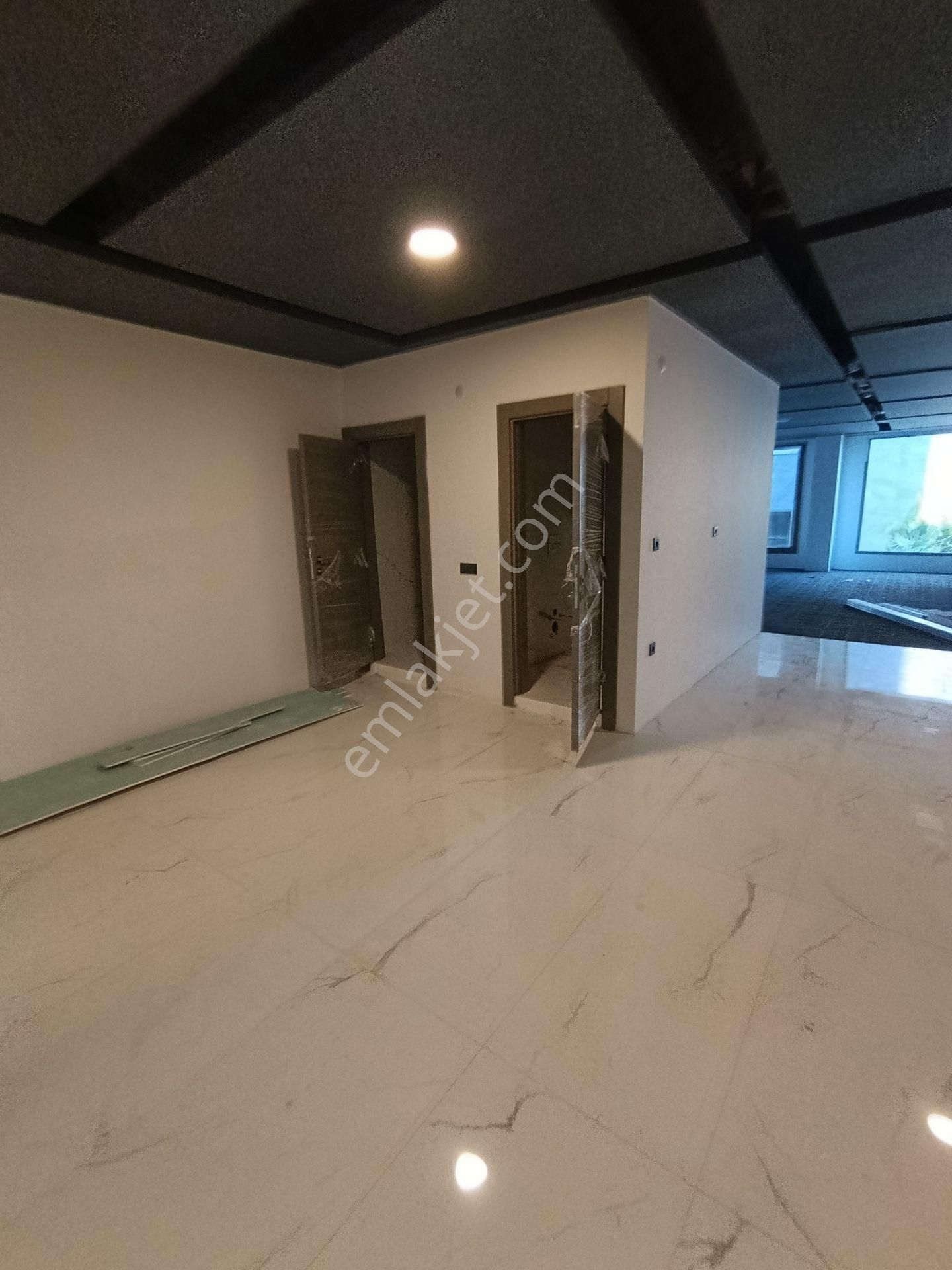 Kuşadası Merkezi Konumda Doğalgazlı Özel Bahçeli Hamam Saunalı Lux Ve Konforun Zirvesi - Görsel 32