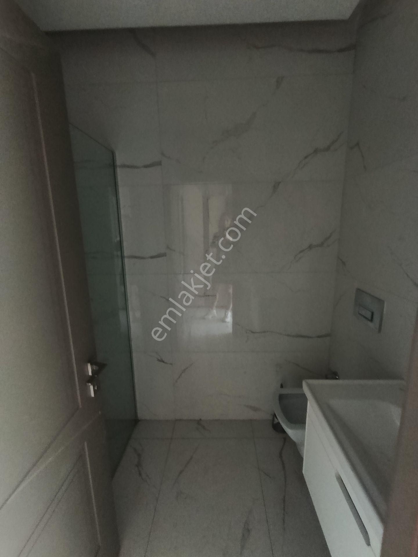 Kuşadası Merkezi Konumda Doğalgazlı Özel Bahçeli Hamam Saunalı Lux Ve Konforun Zirvesi - Görsel 14