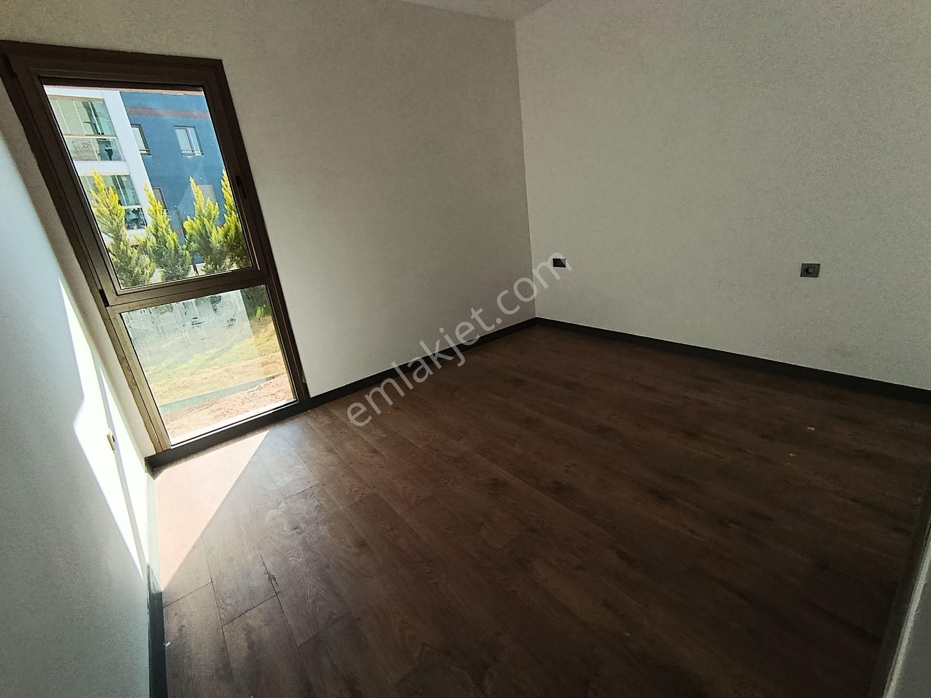 Kuşadası Merkezi Konumda Doğalgazlı Özel Bahçeli Hamam Saunalı Lux Ve Konforun Zirvesi - Görsel 17