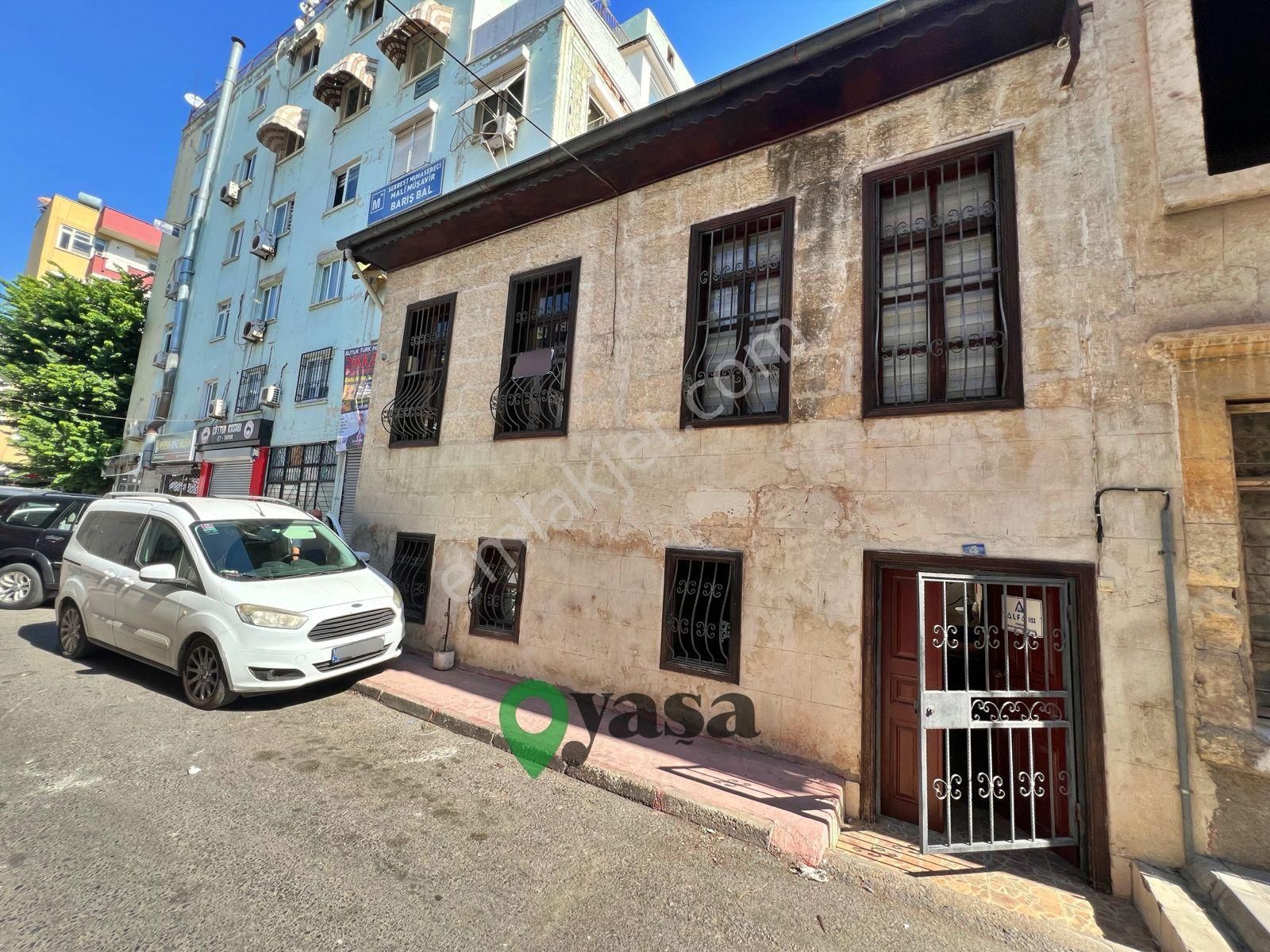 Yaşa Gyd - Geleneksel Taş Mimarı Tarzı 4+1 Avlu Mersin Evi