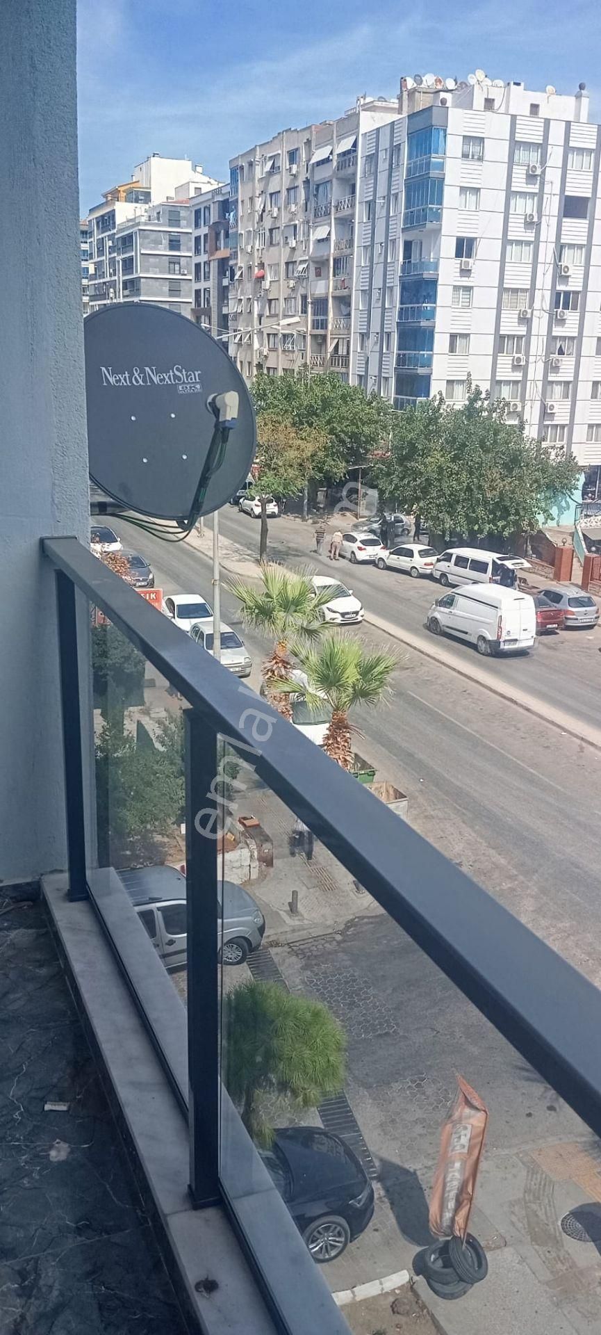 Eşrefpaşa Cadde Üstü Satılık Daire