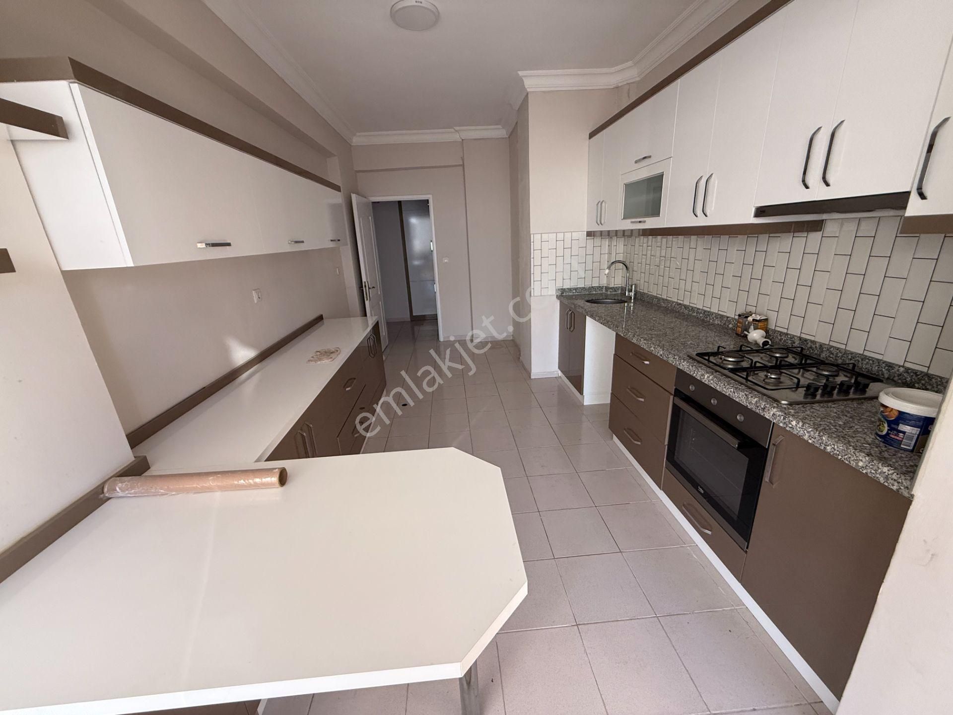 Fırsat Daire Şehir Hastanesi Yakını Havuzlu Güvenlikli Geniş 2+1 - Görsel 8