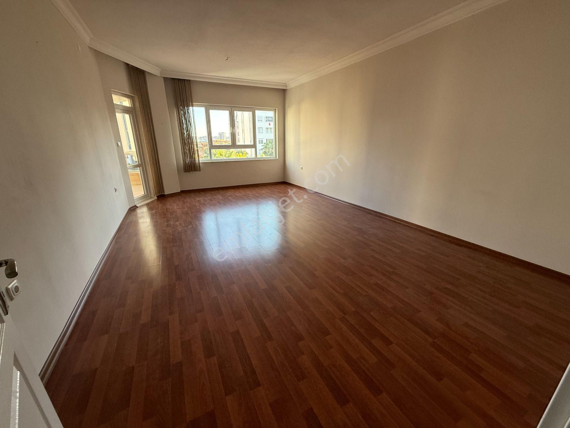 Fırsat Daire Şehir Hastanesi Yakını Havuzlu Güvenlikli Geniş 2+1 - Görsel 11